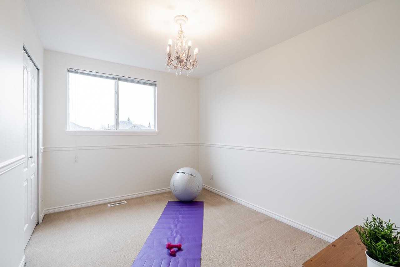 6119 166A Street, Surrey, BC