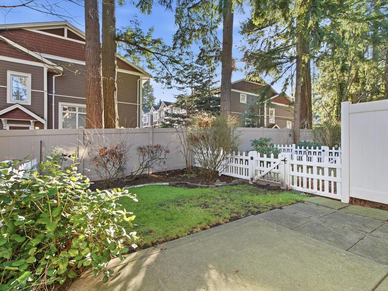 3-2678 King George Boulevard, Surrey, BC