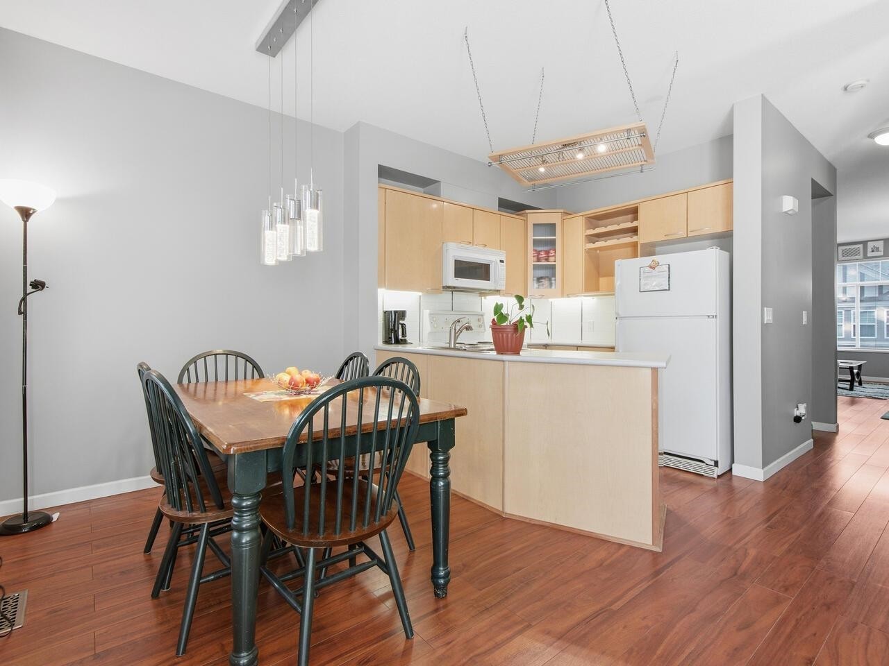 3-2678 King George Boulevard, Surrey, BC