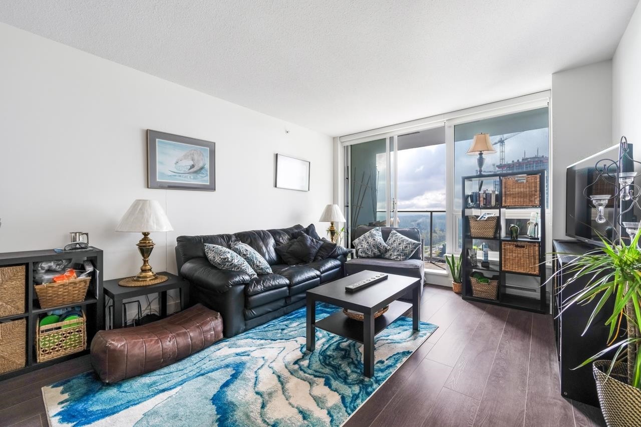 3805-13696 100 Avenue, Surrey, BC