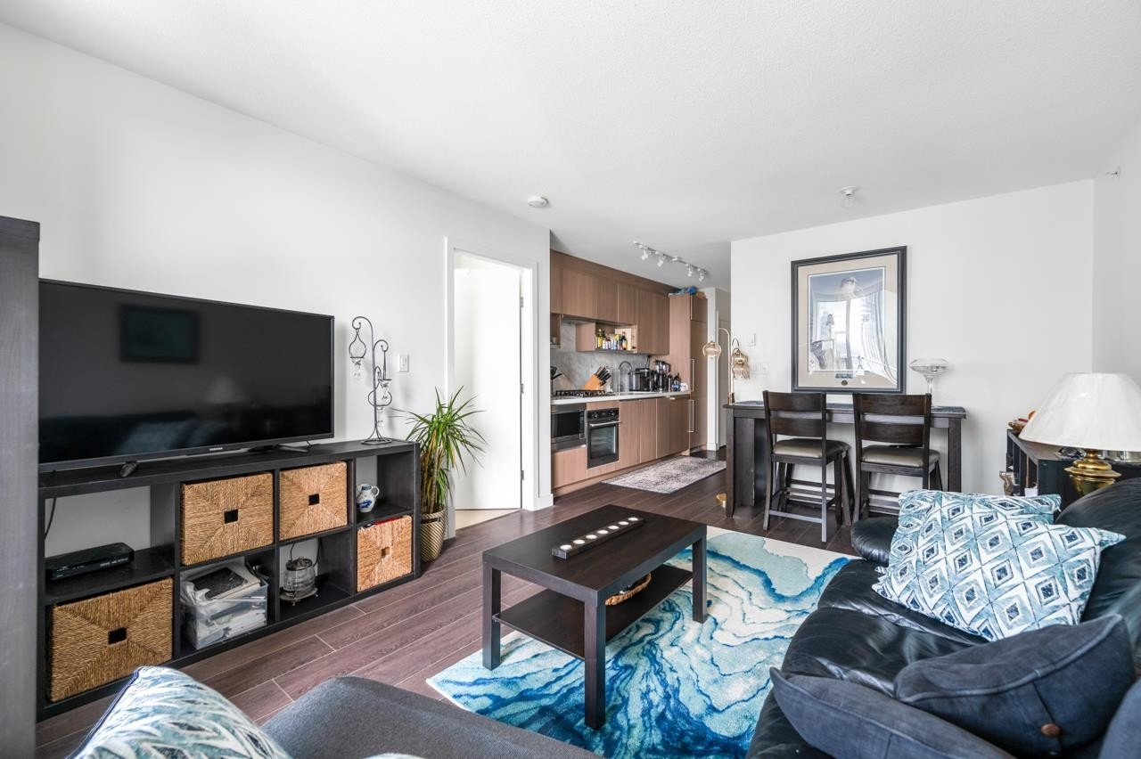 3805-13696 100 Avenue, Surrey, BC