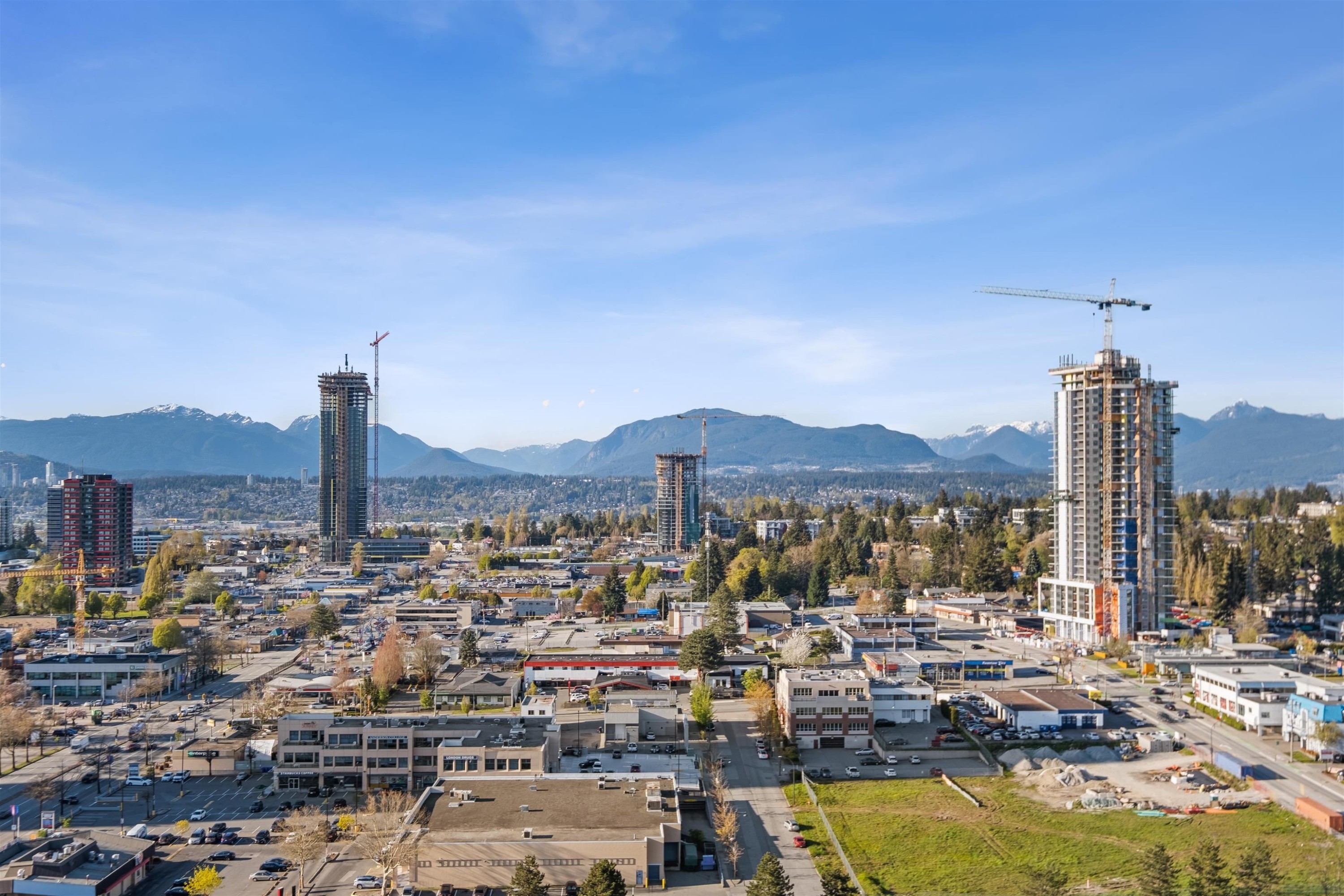 2212-13685 102 Avenue, Surrey, BC