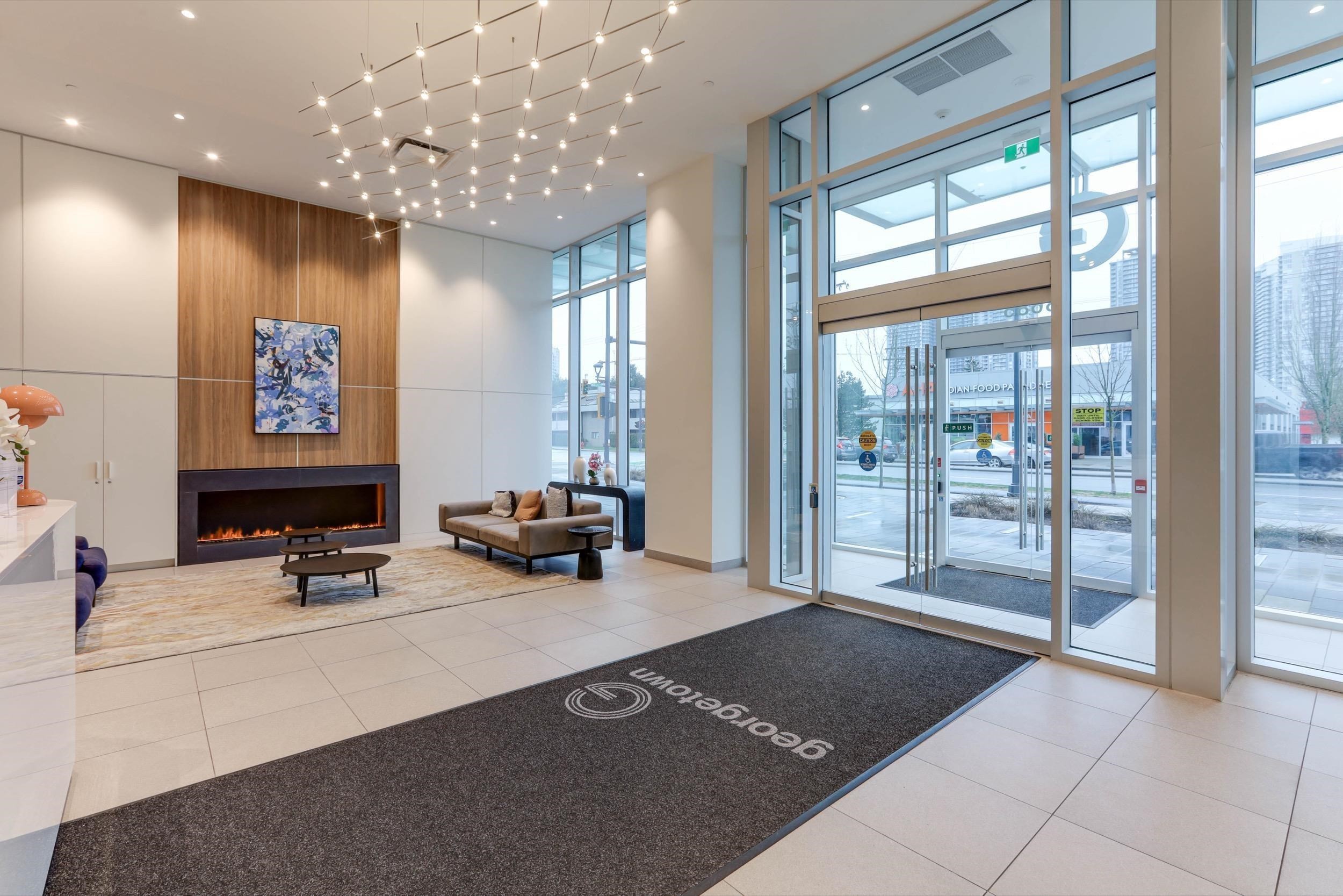 2212-13685 102 Avenue, Surrey, BC