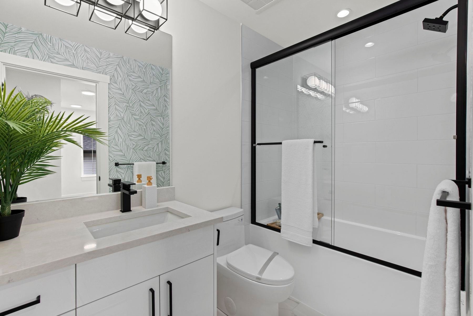 16-6035 141 Street, Surrey, BC