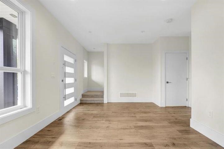 19109 67 Avenue, Surrey, BC