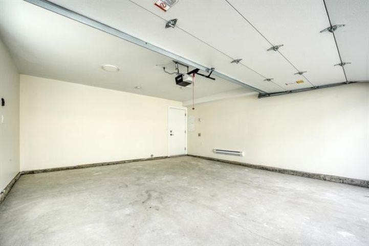 19109 67 Avenue, Surrey, BC