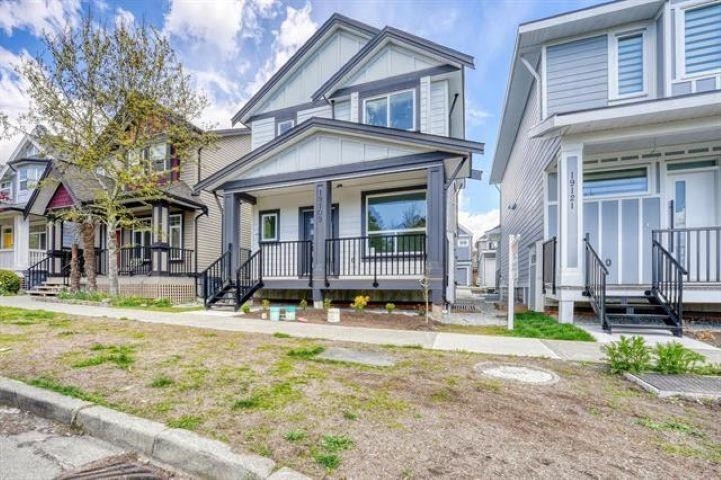 19109 67 Avenue, Surrey, BC