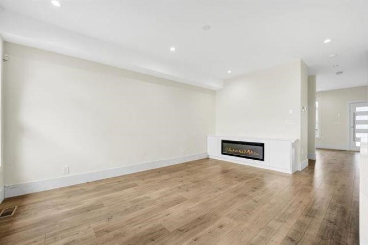 19109 67 Avenue, Surrey, BC