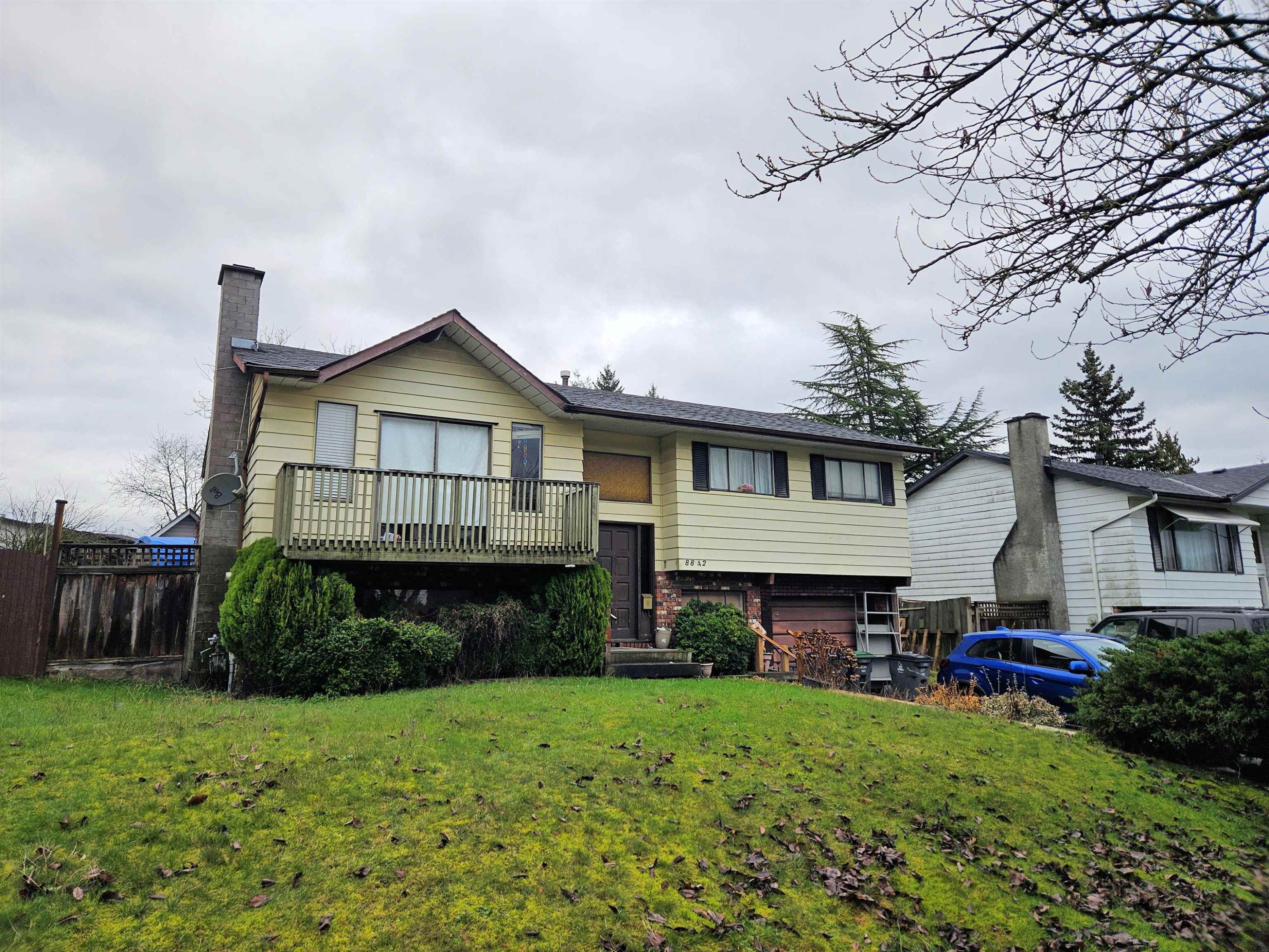 8842 Lauder Drive, Surrey, BC