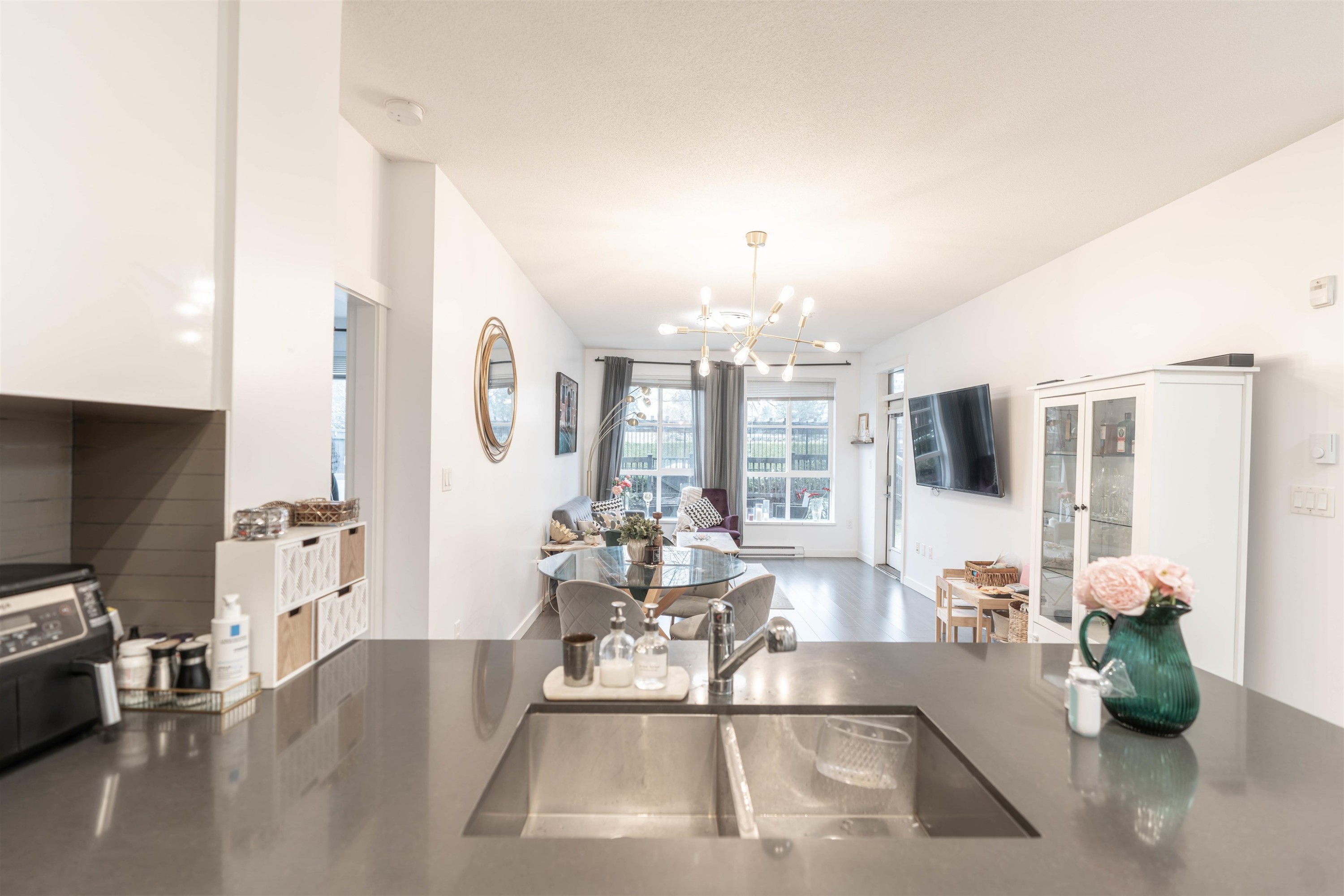 110-15168 33 Avenue, Surrey, BC