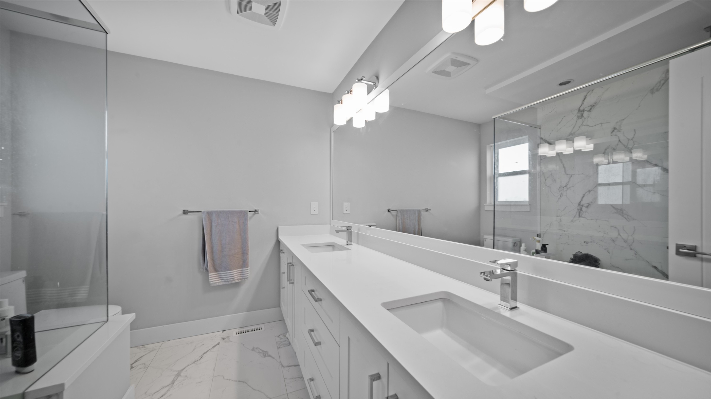 14551 61 Avenue, Surrey, BC