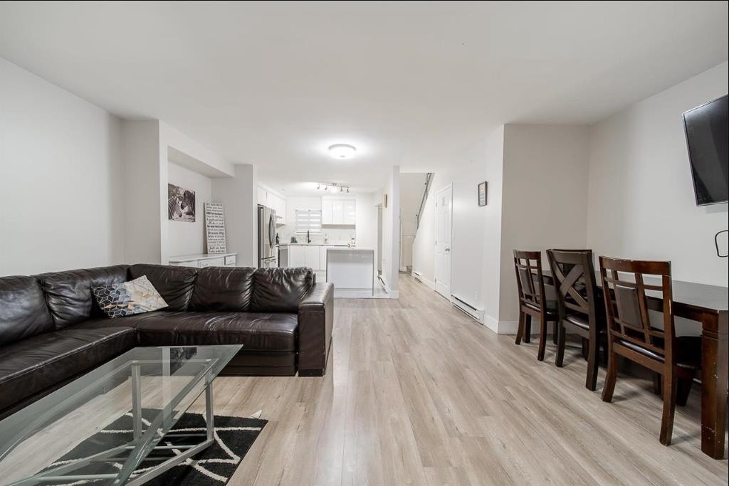 129-13710 67 Avenue, Surrey, BC