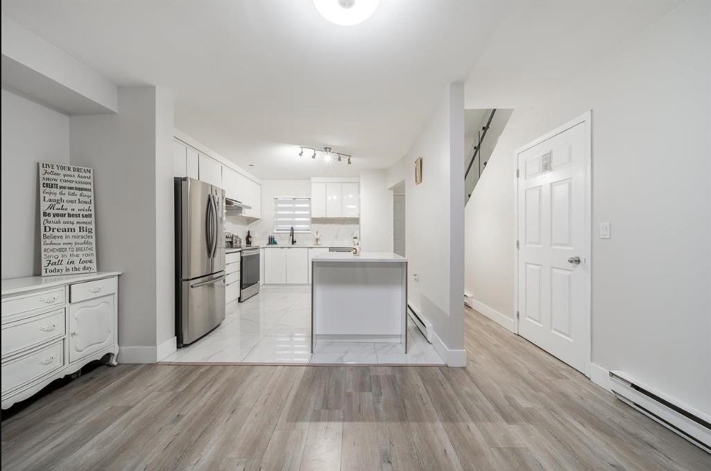 129-13710 67 Avenue, Surrey, BC