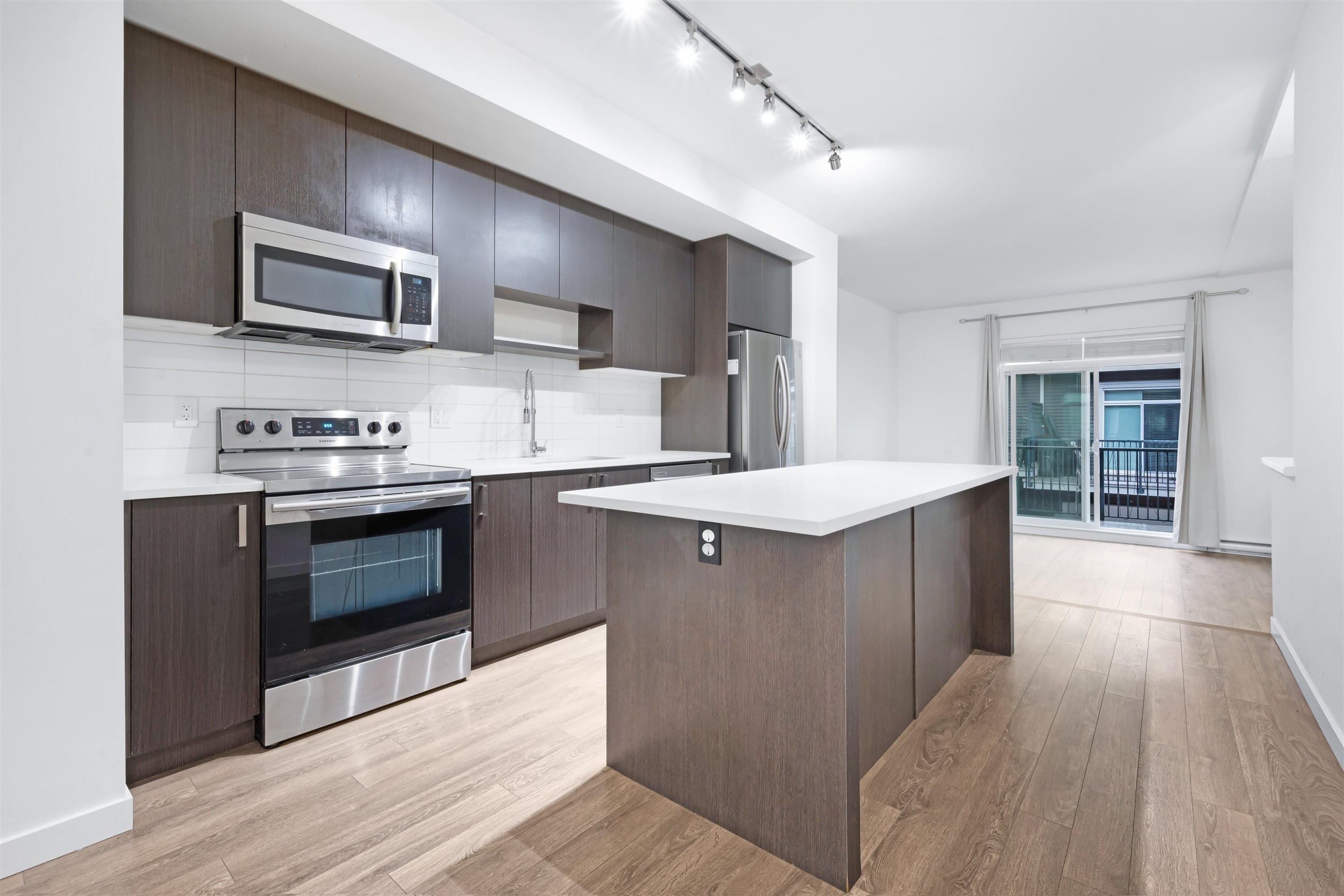 165-8168 136 A Street, Surrey, BC