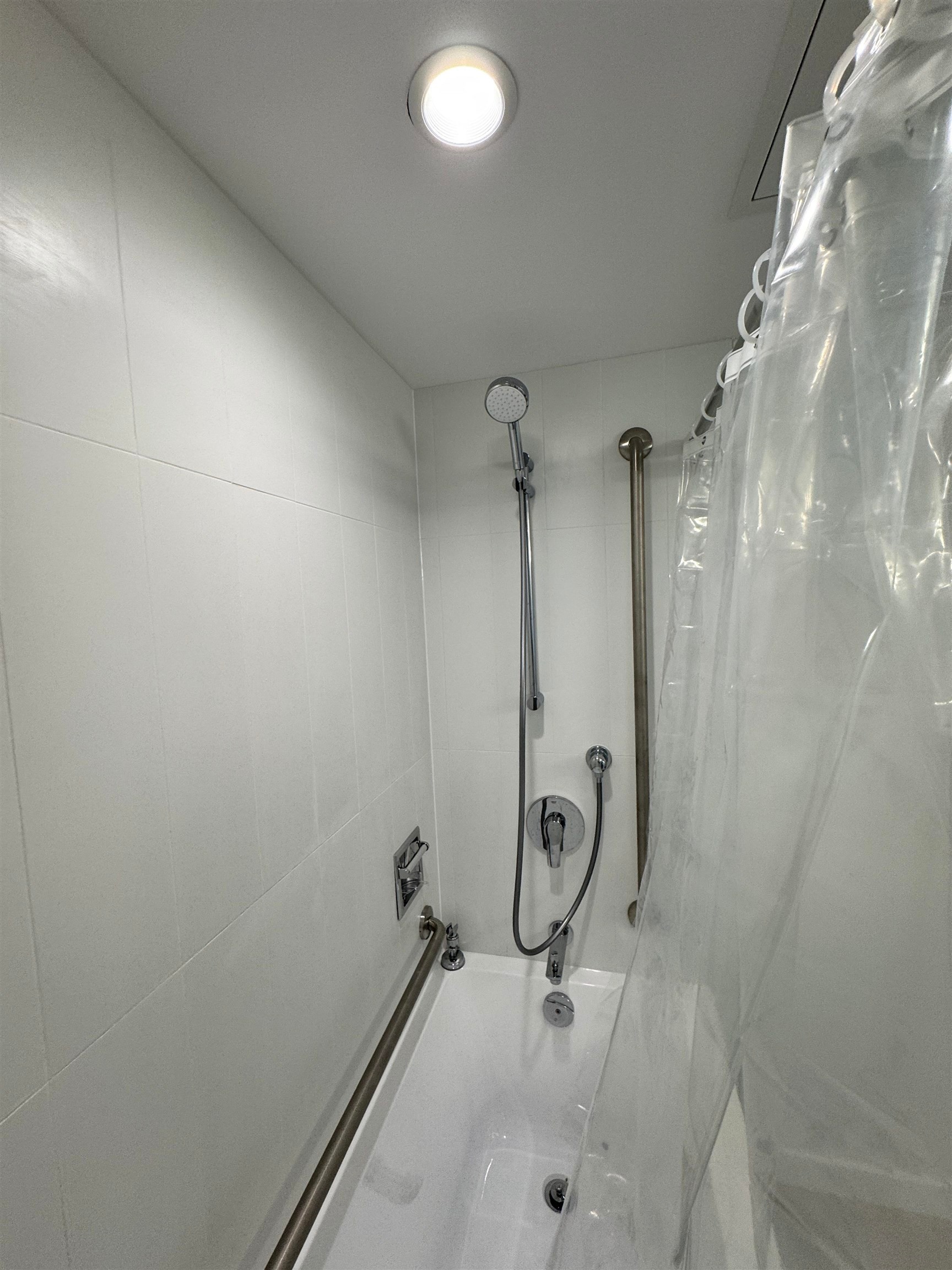 1905-10333 133 Street, Surrey, BC