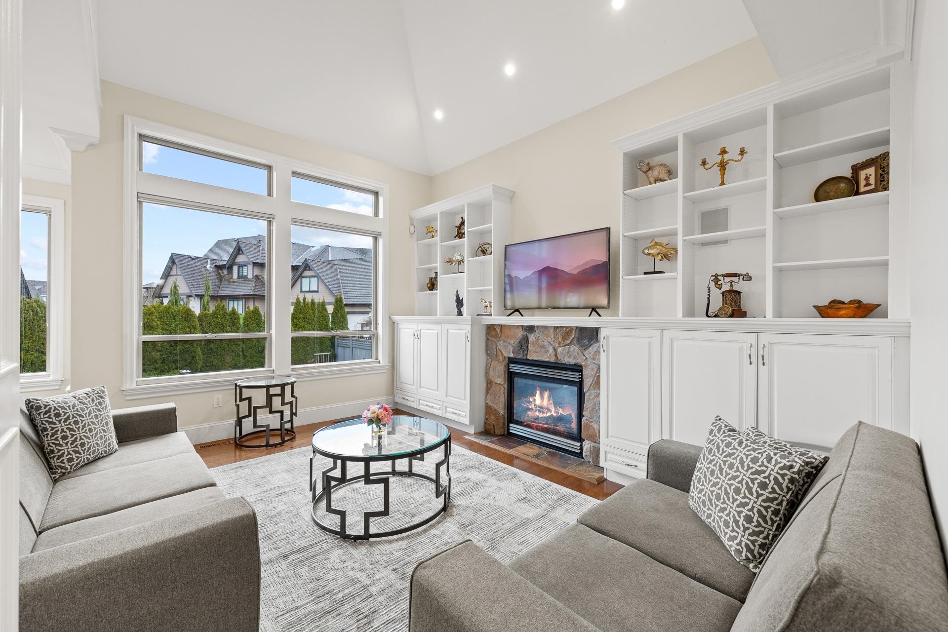 15963 Devonshire Drive, Surrey, BC