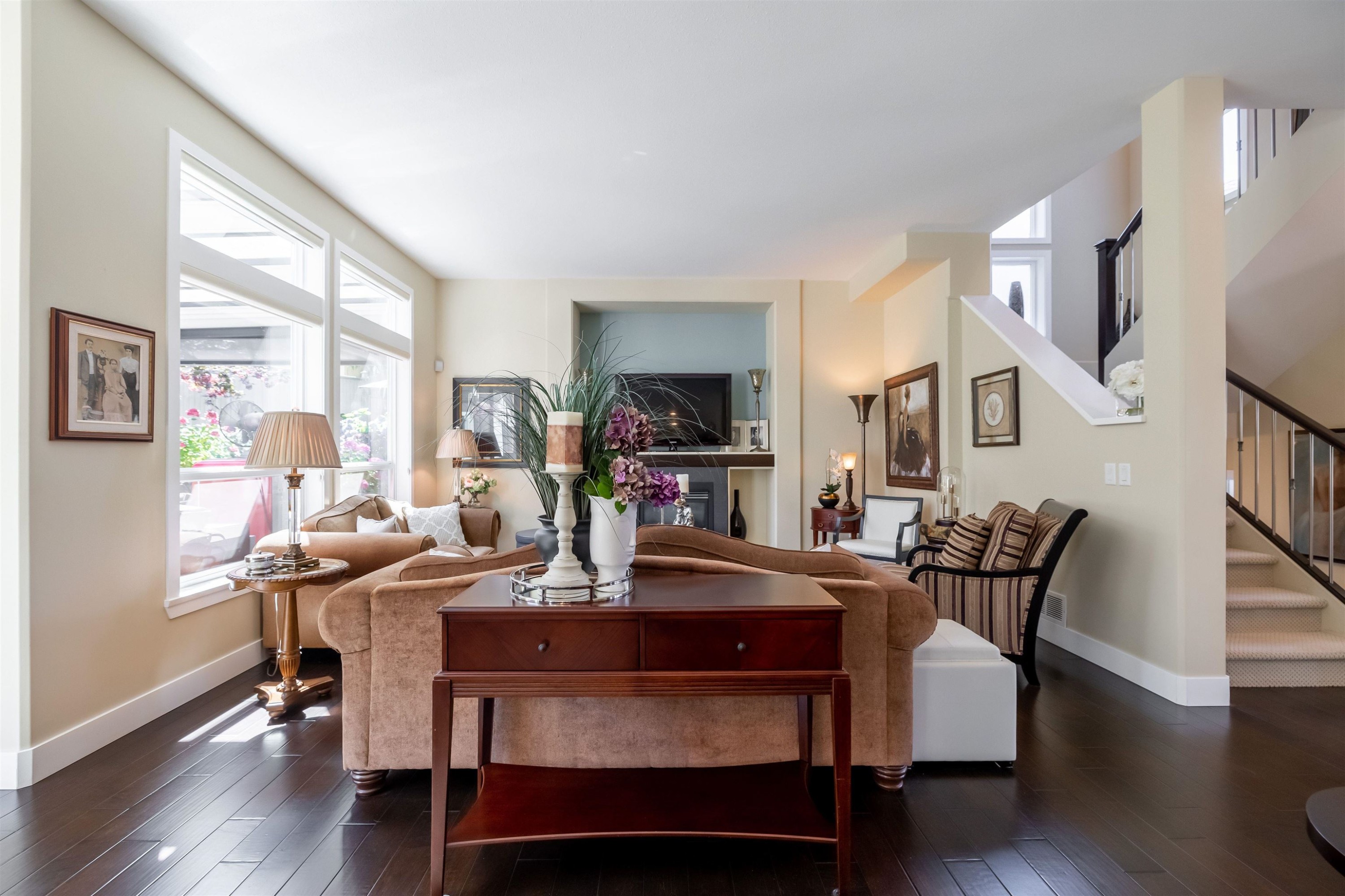 6068 163A Street, Surrey, BC