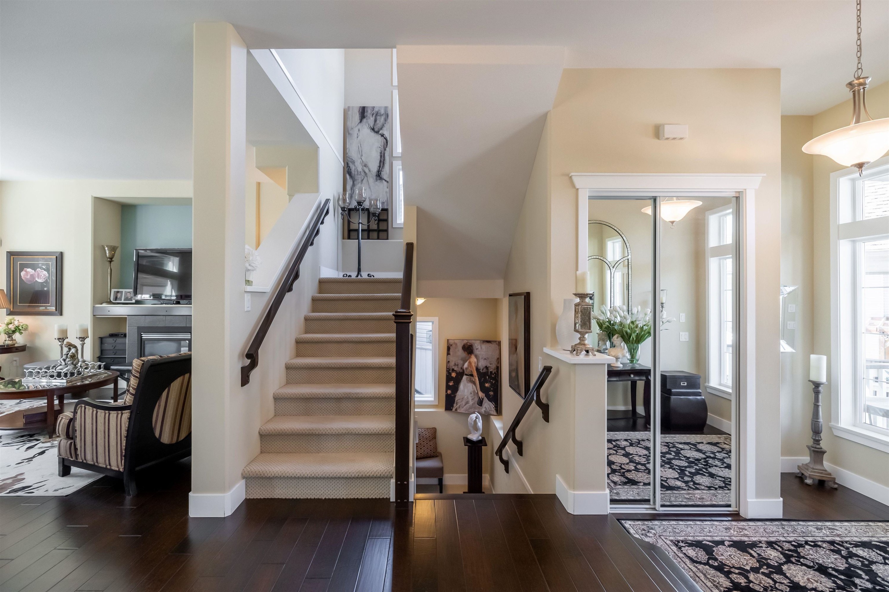 6068 163A Street, Surrey, BC