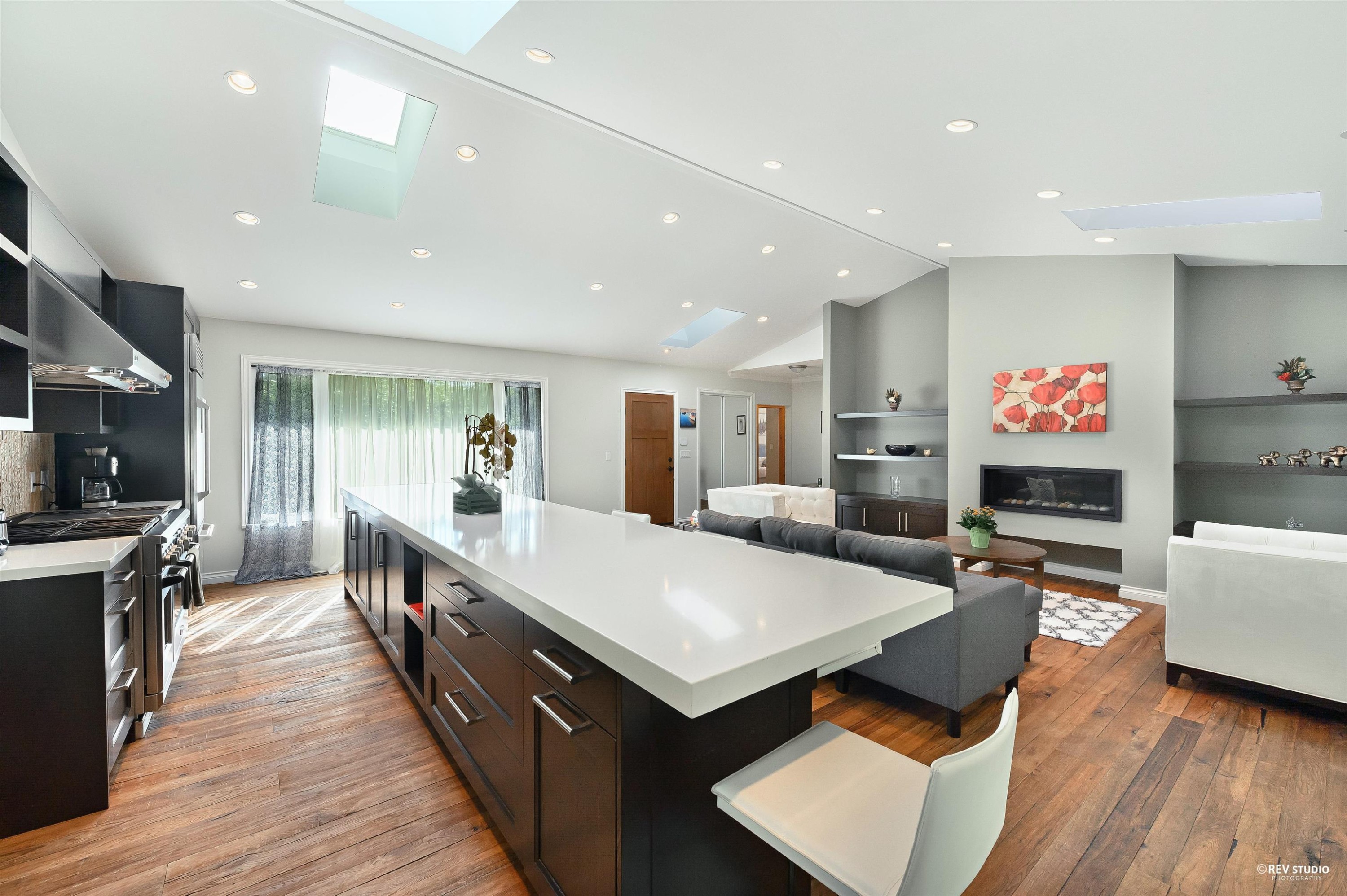 13671 16 Avenue, Surrey, BC