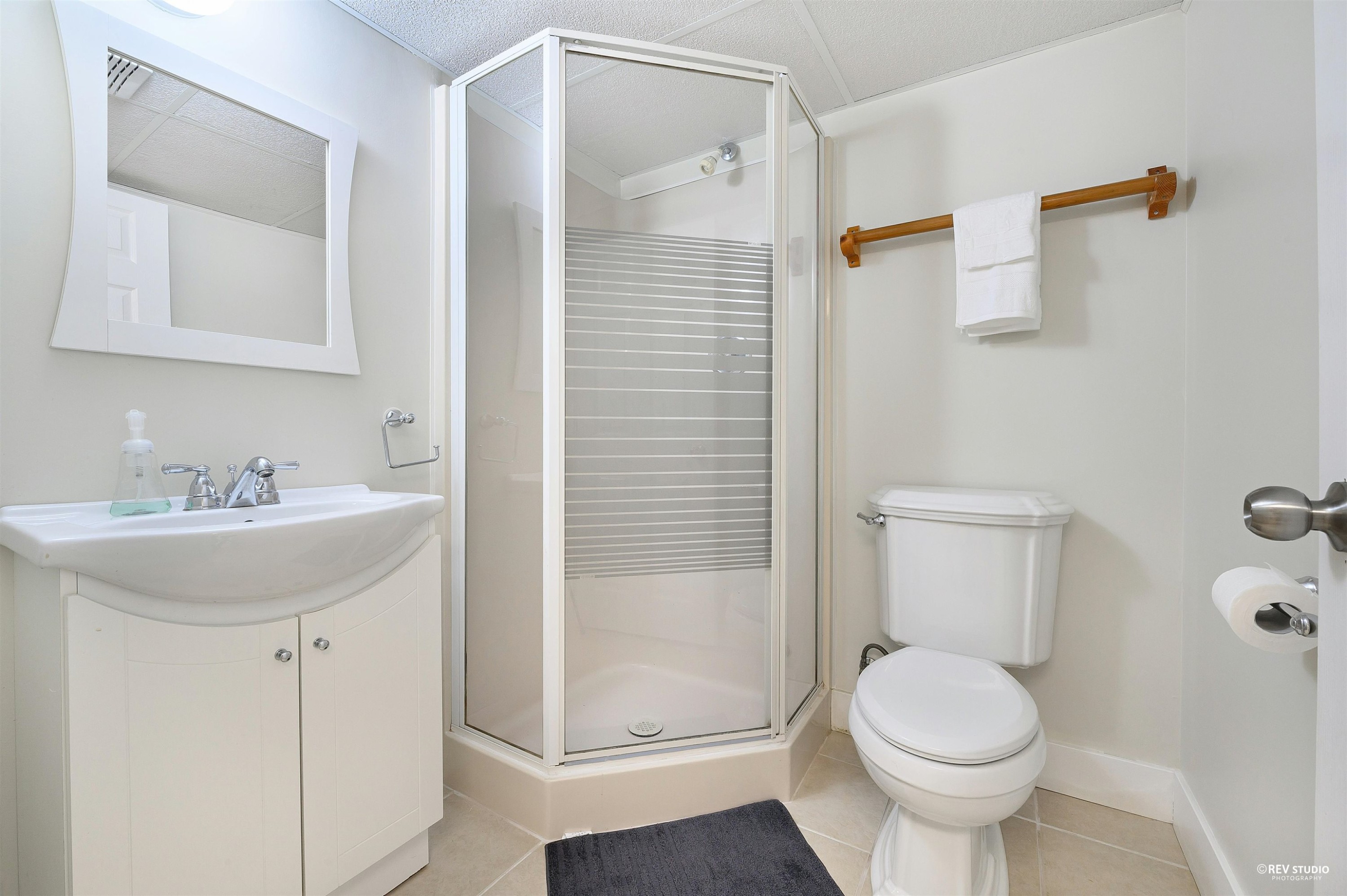 13671 16 Avenue, Surrey, BC