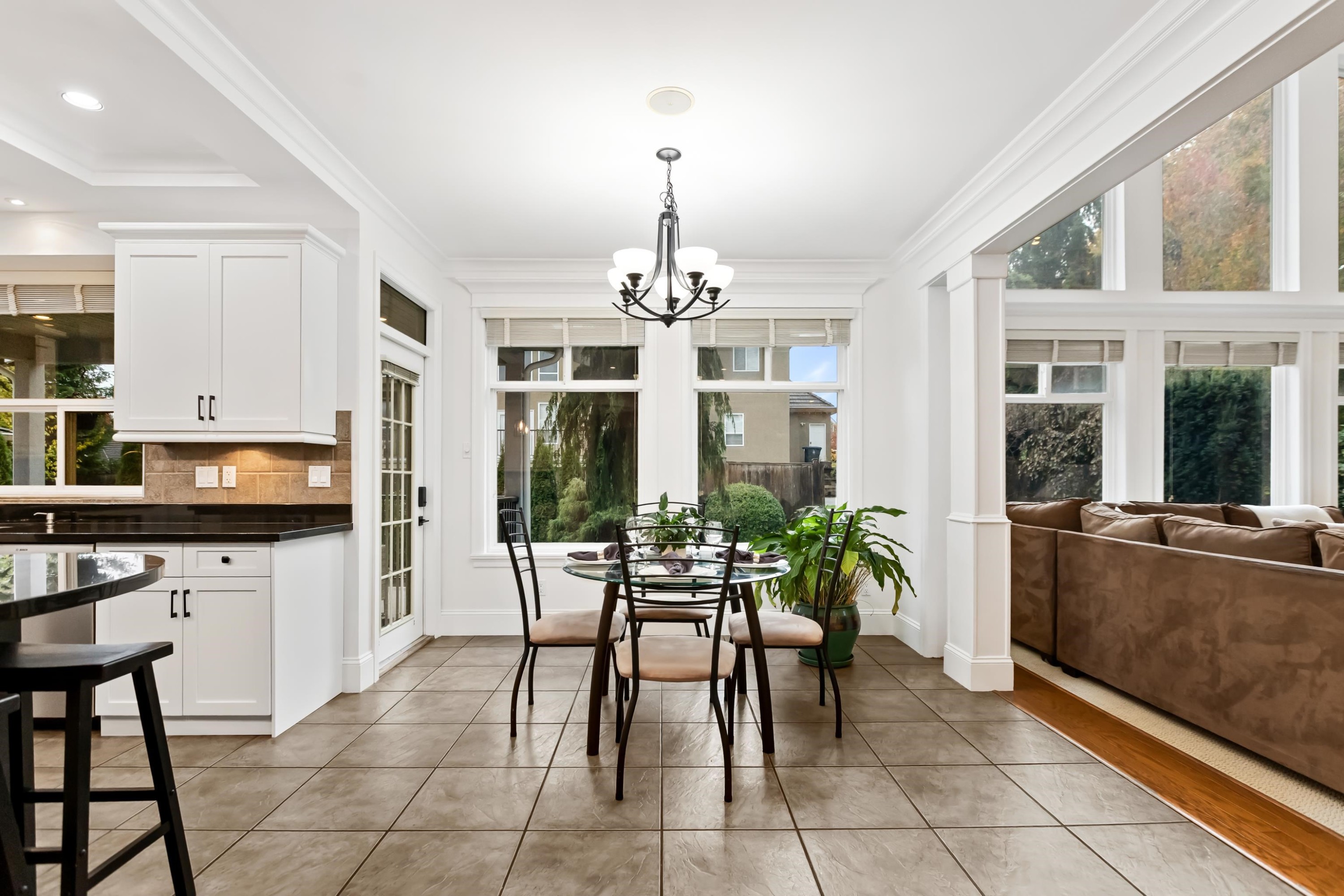 15296 57 Avenue, Surrey, BC