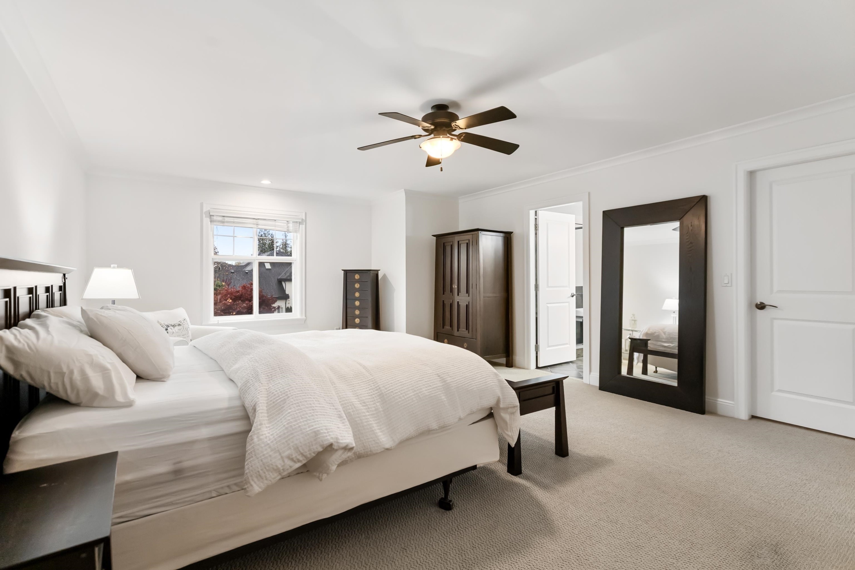 15296 57 Avenue, Surrey, BC