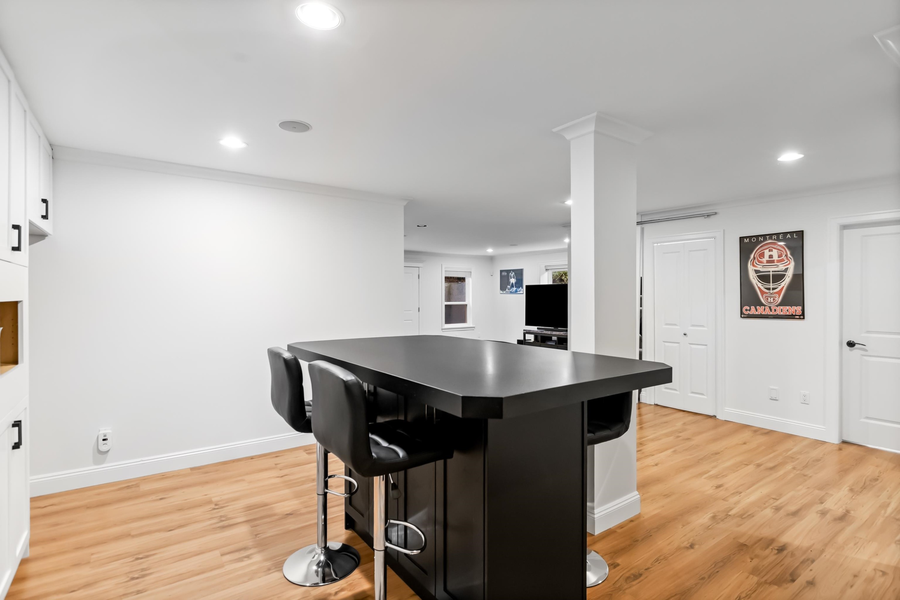 15296 57 Avenue, Surrey, BC