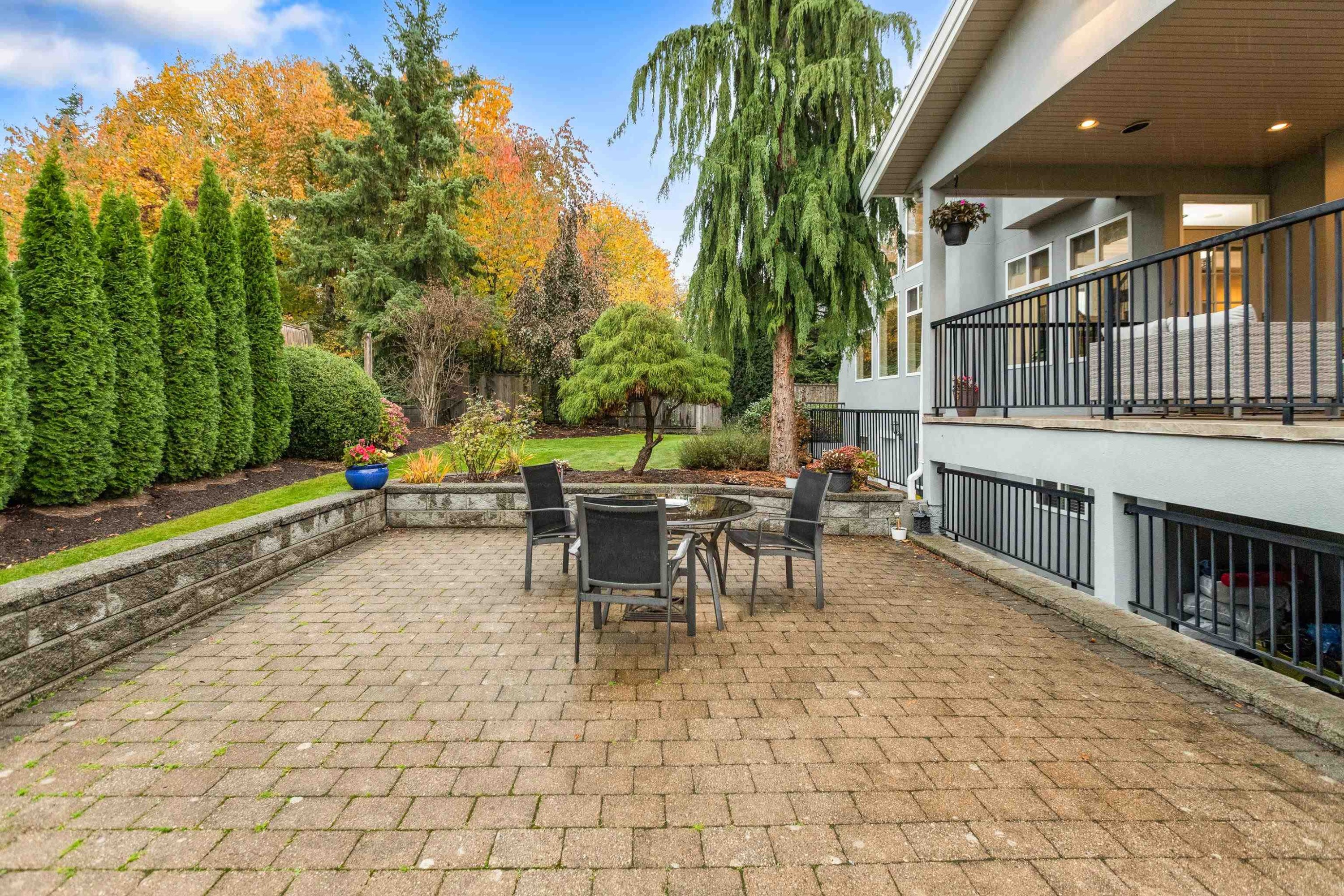 15296 57 Avenue, Surrey, BC