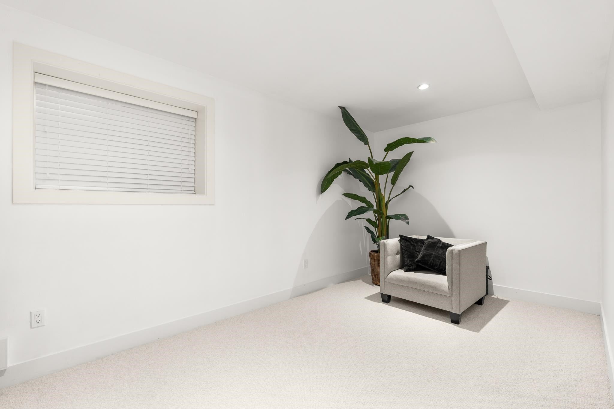 17366 0B Avenue, Surrey, BC