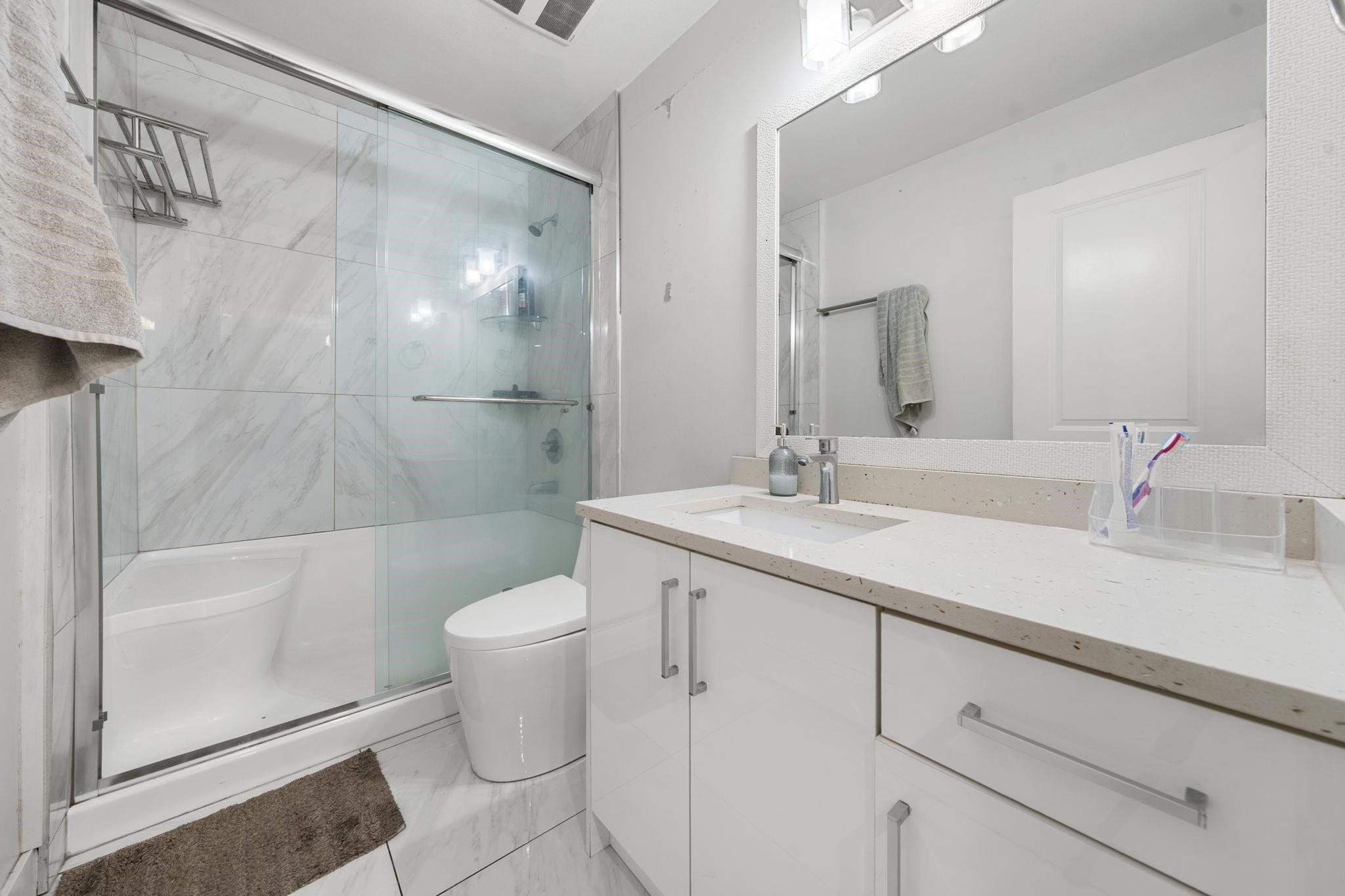 12541 77A Avenue, Surrey, BC