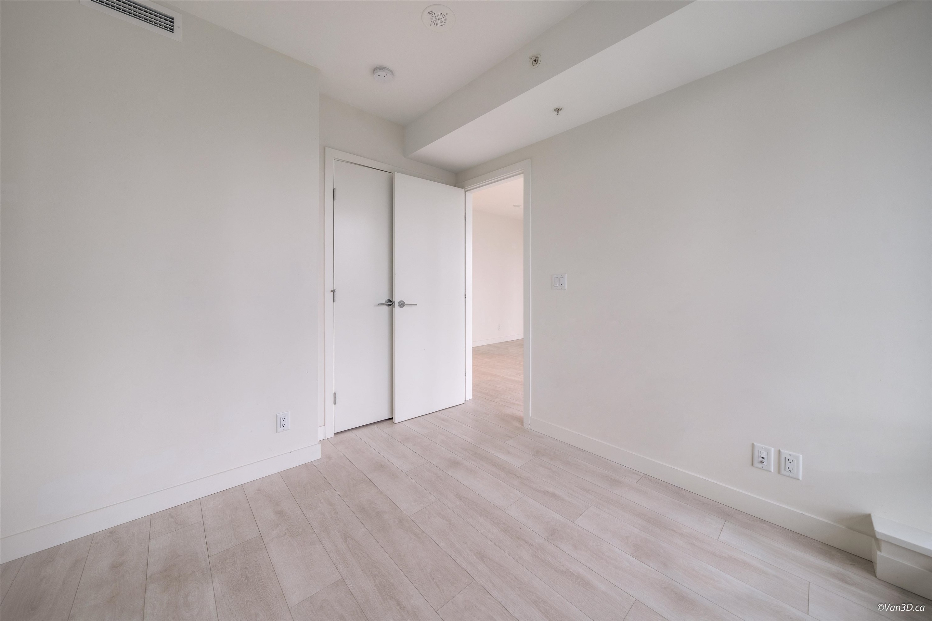 903-13318 104 Avenue, Surrey, BC