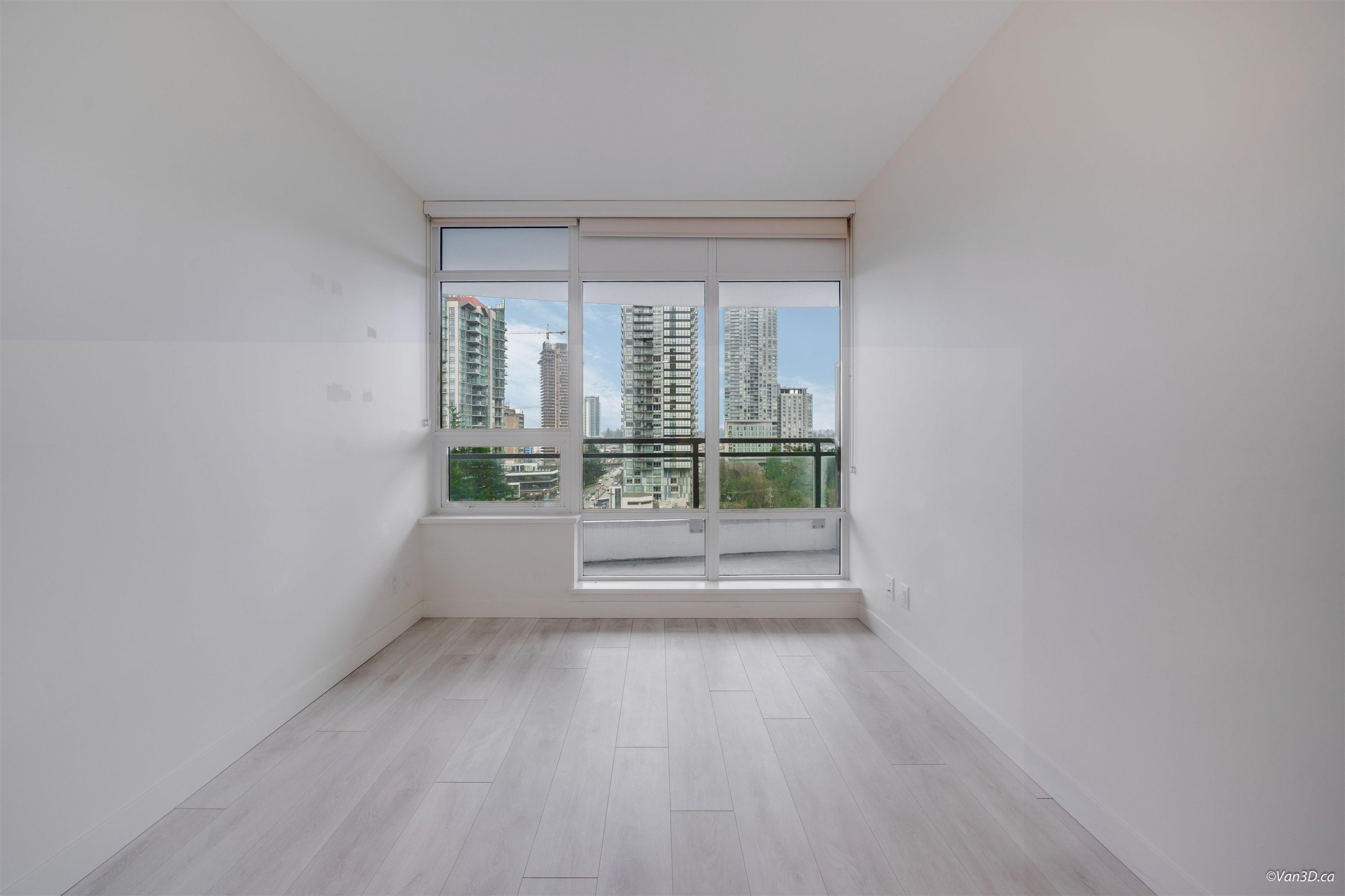 903-13318 104 Avenue, Surrey, BC