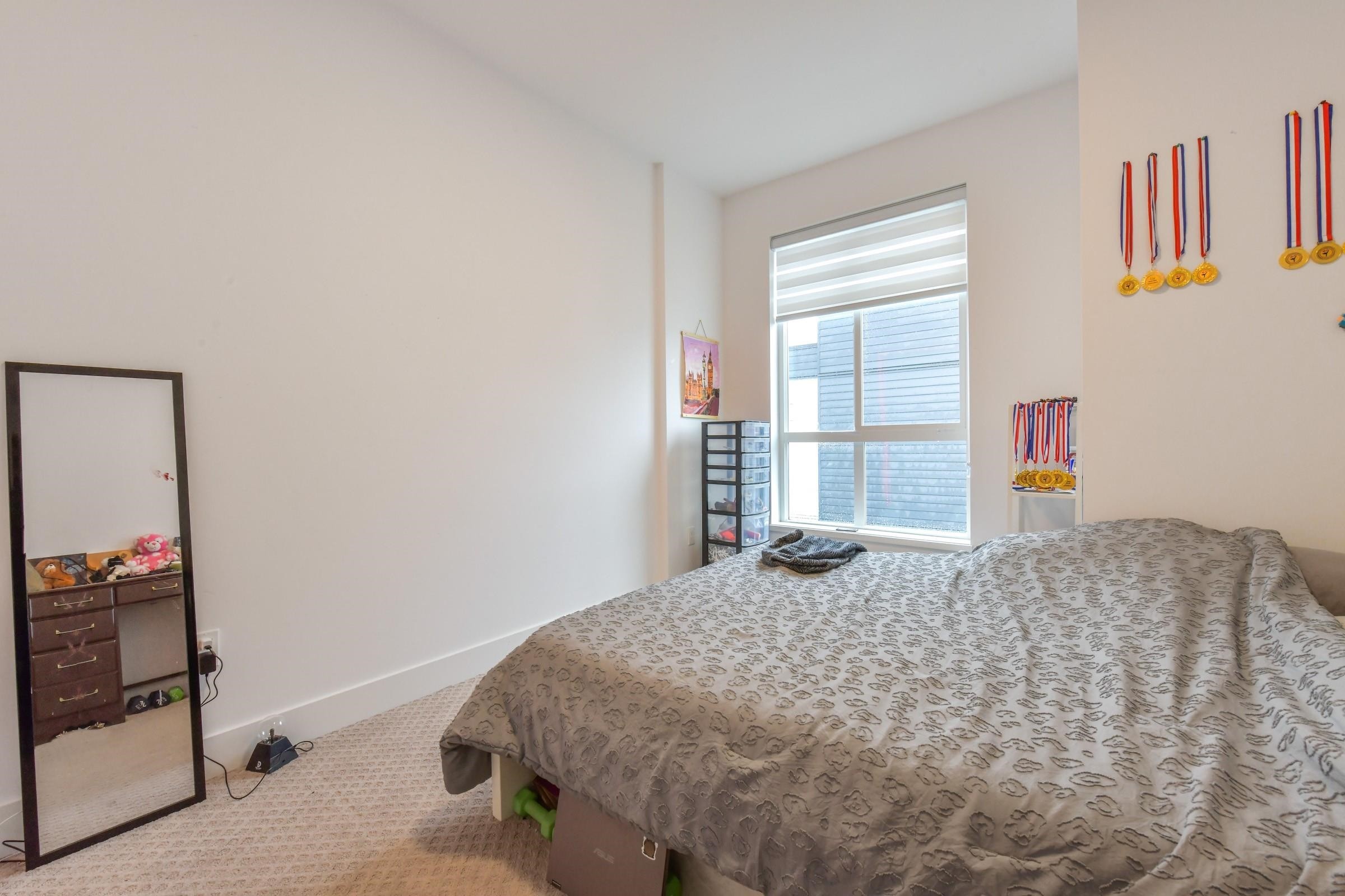 19-18855 72 Avenue, Surrey, BC