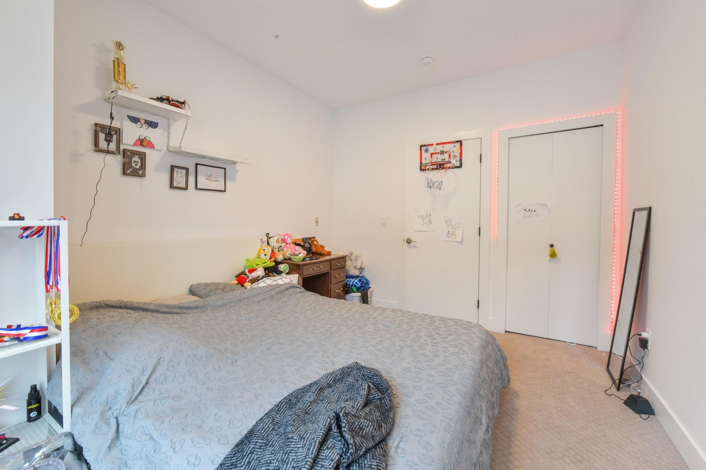 19-18855 72 Avenue, Surrey, BC