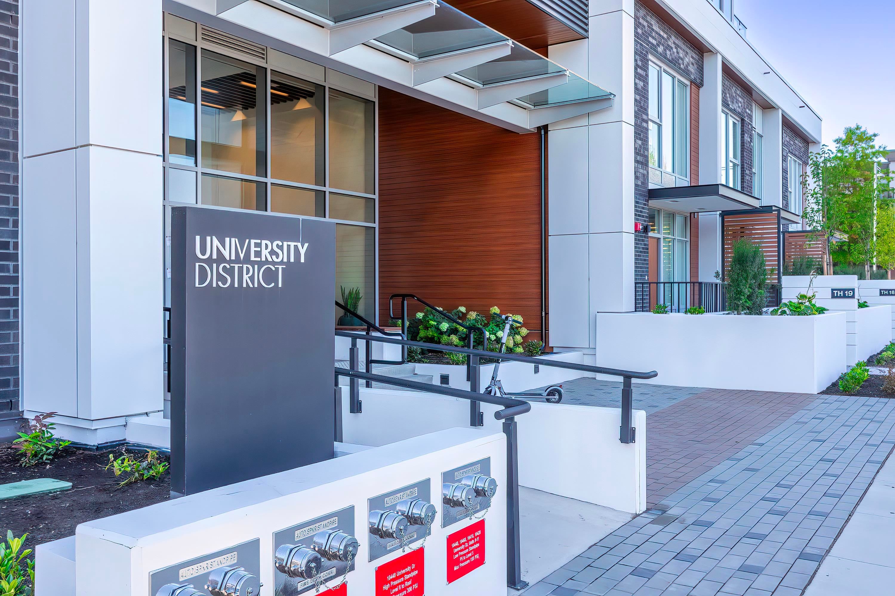 Th17-13428 105 Ave, Surrey, BC