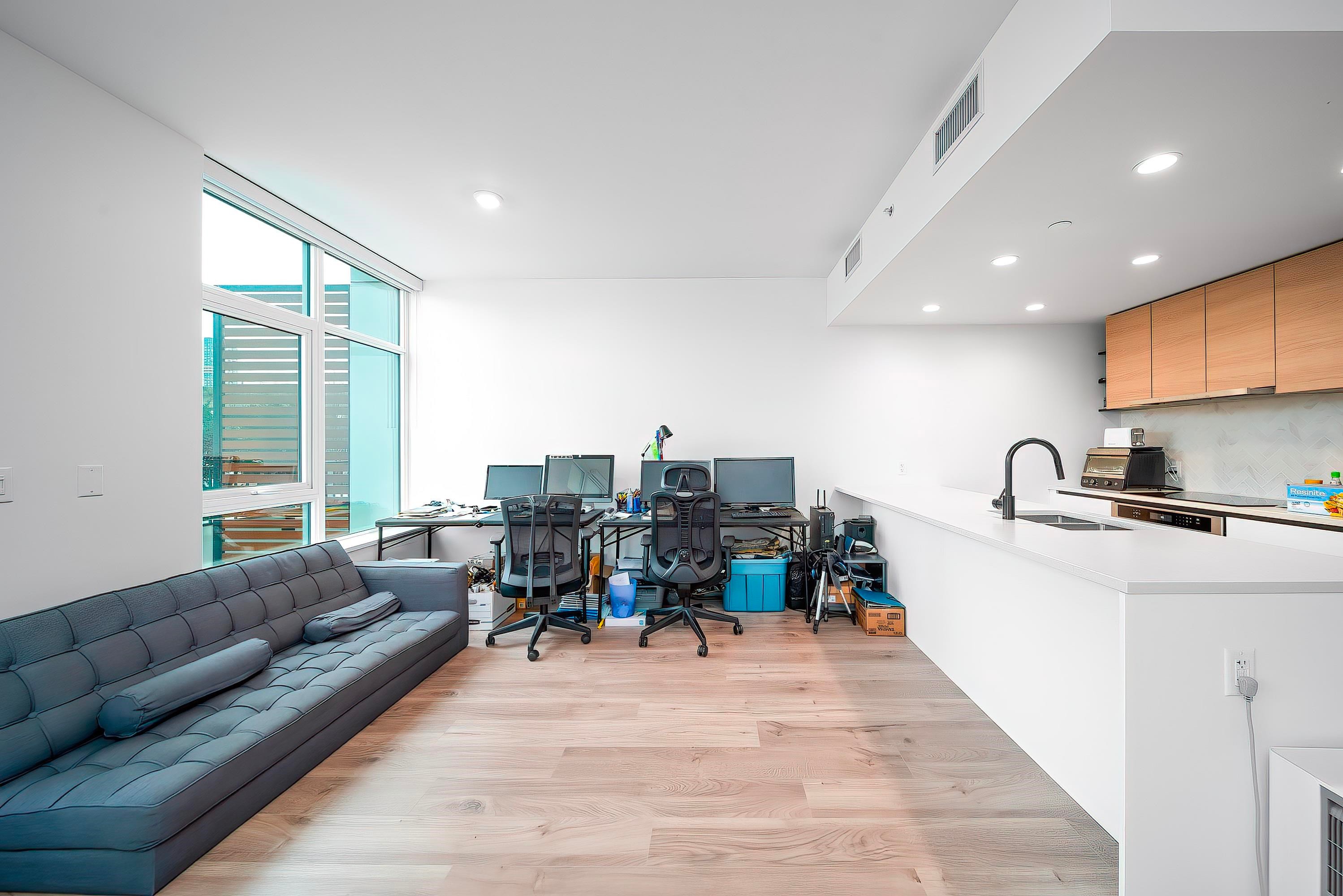 Th17-13428 105 Ave, Surrey, BC