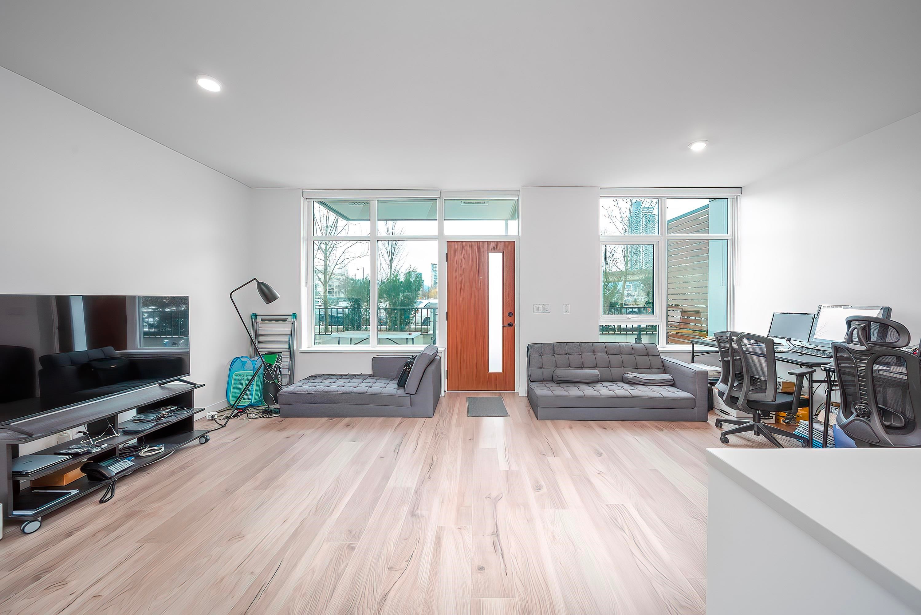 Th17-13428 105 Ave, Surrey, BC