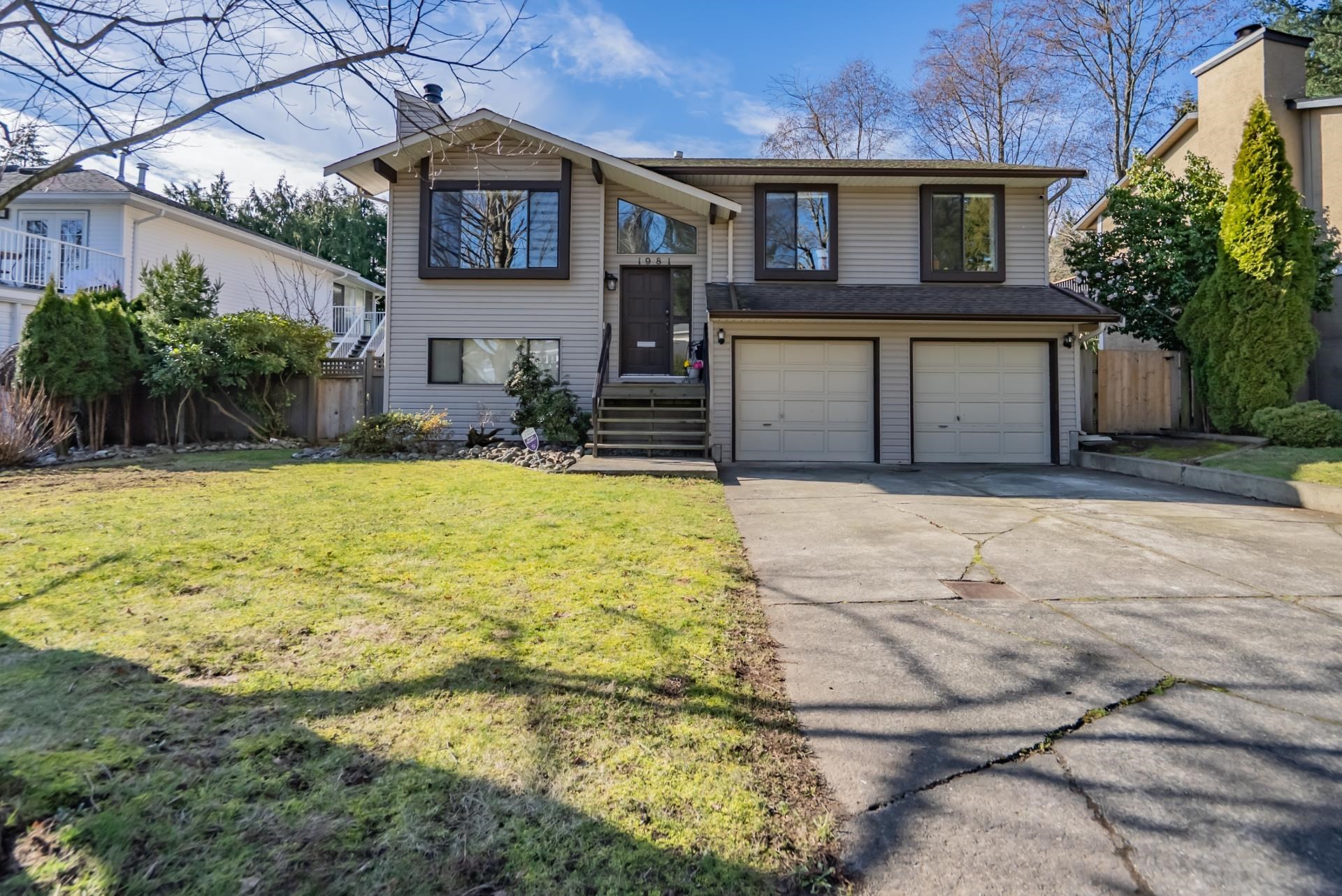 1981 158A Street, Surrey, BC
