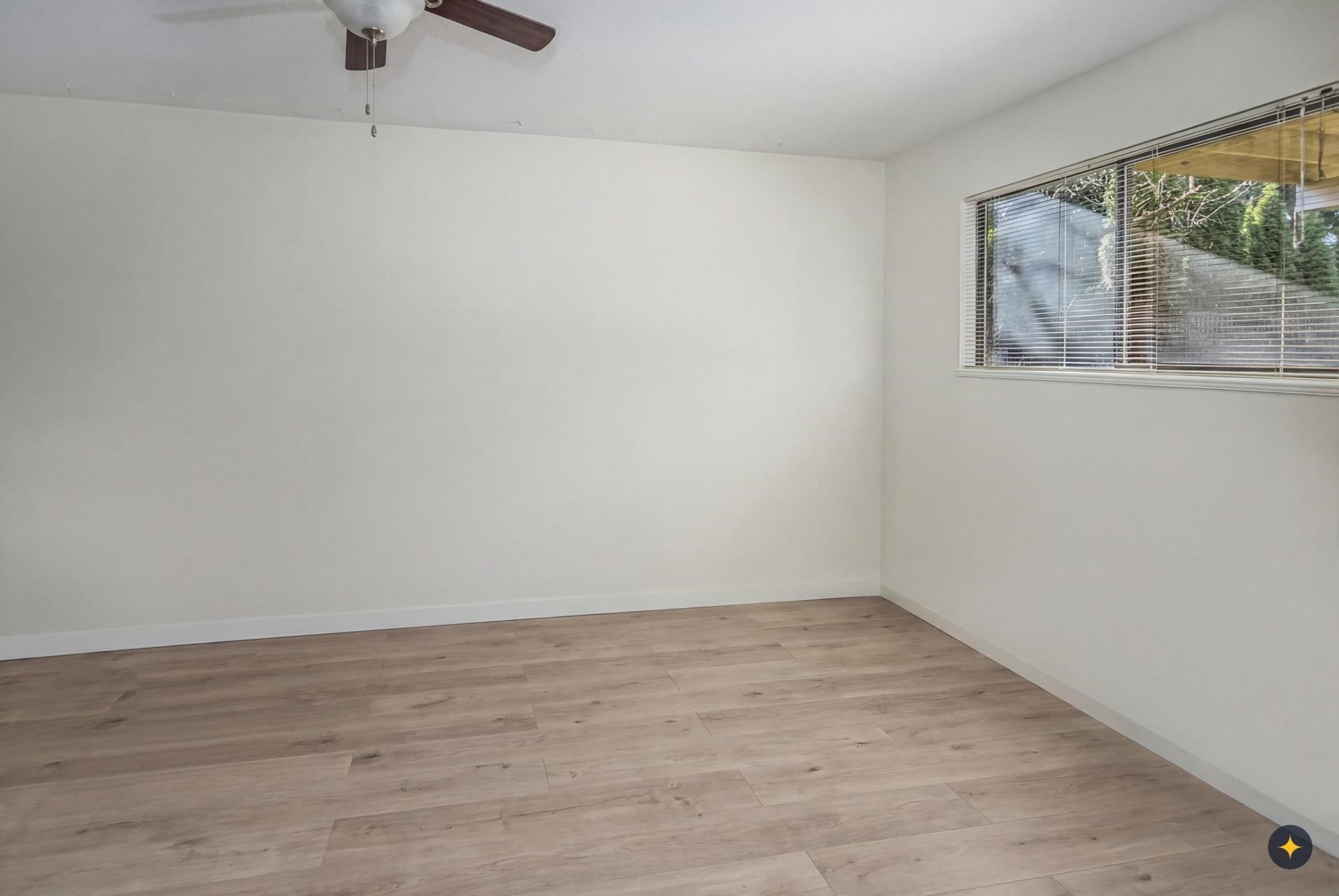 1981 158A Street, Surrey, BC