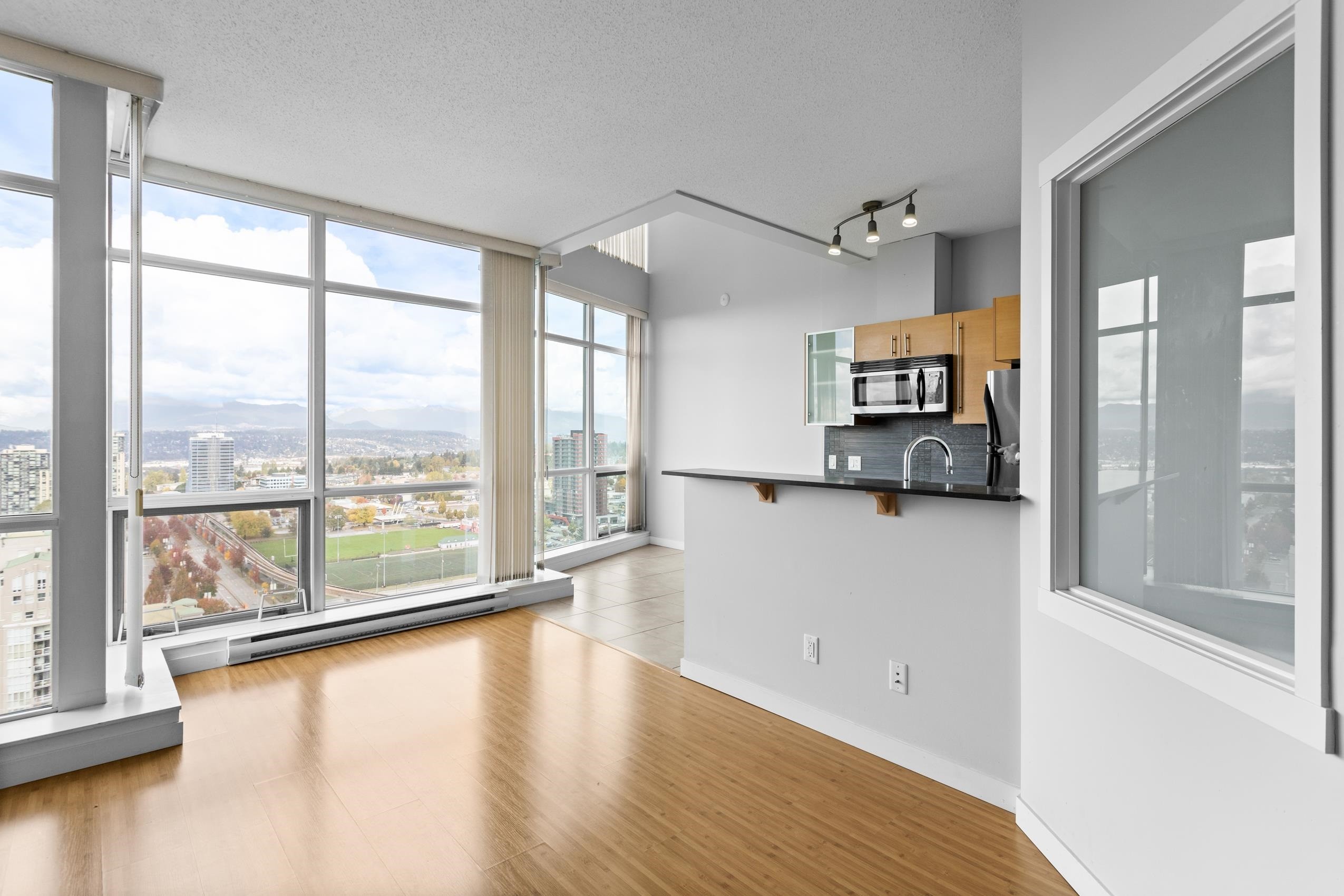 2209-13399 104 Avenue, Surrey, BC