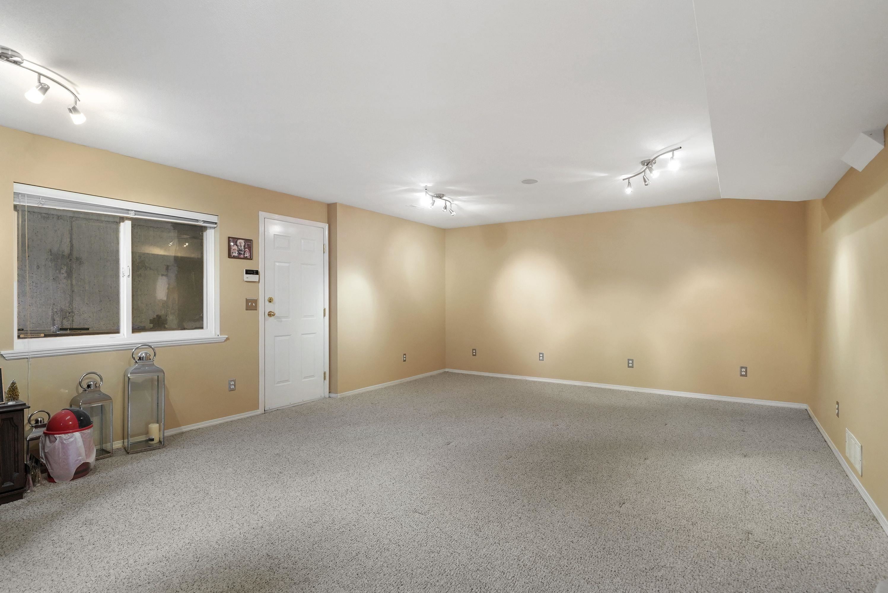 18111 68A Avenue, Surrey, BC