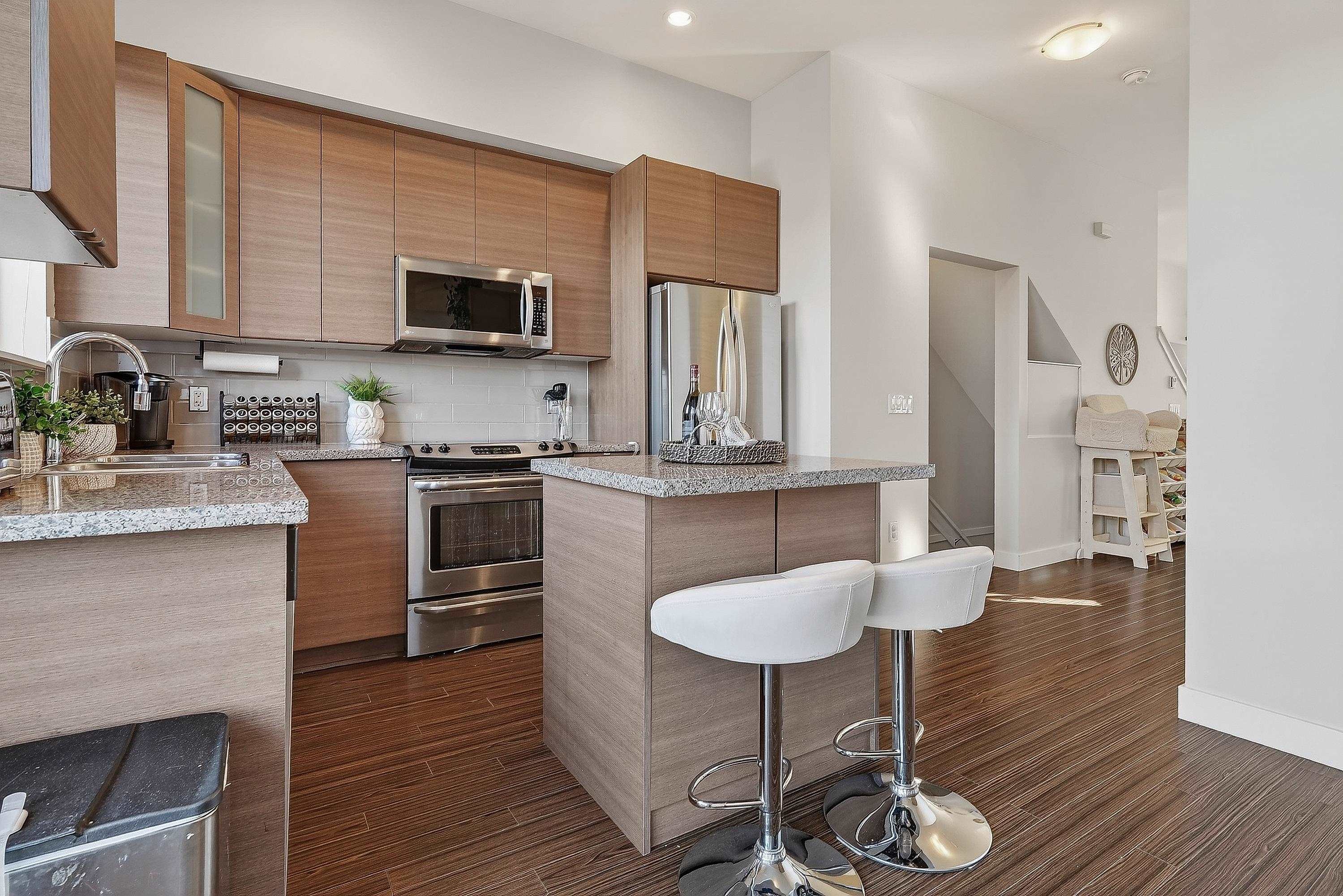 40-2955 156 Street, Surrey, BC