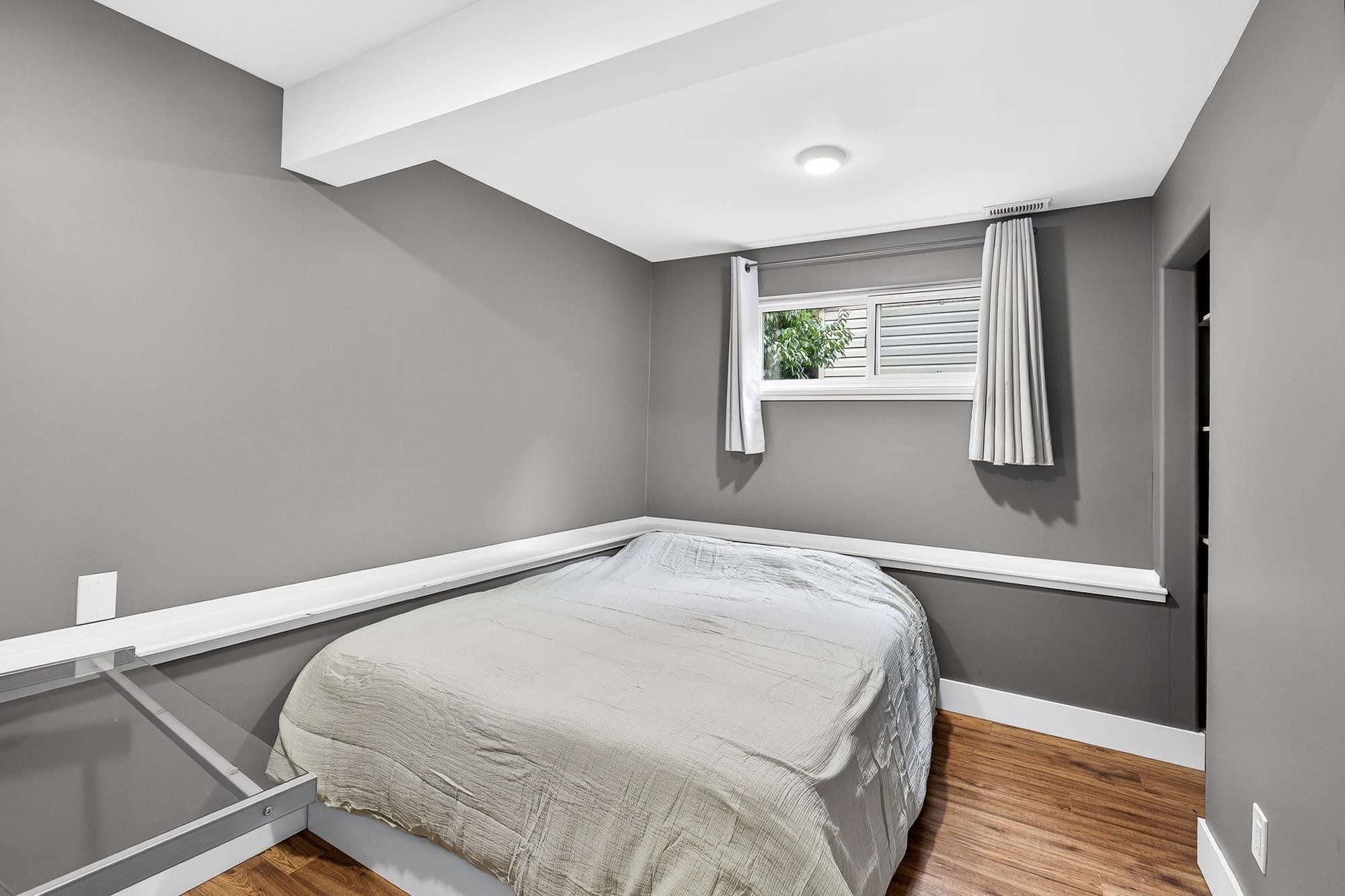 5879 184B Street, Surrey, BC