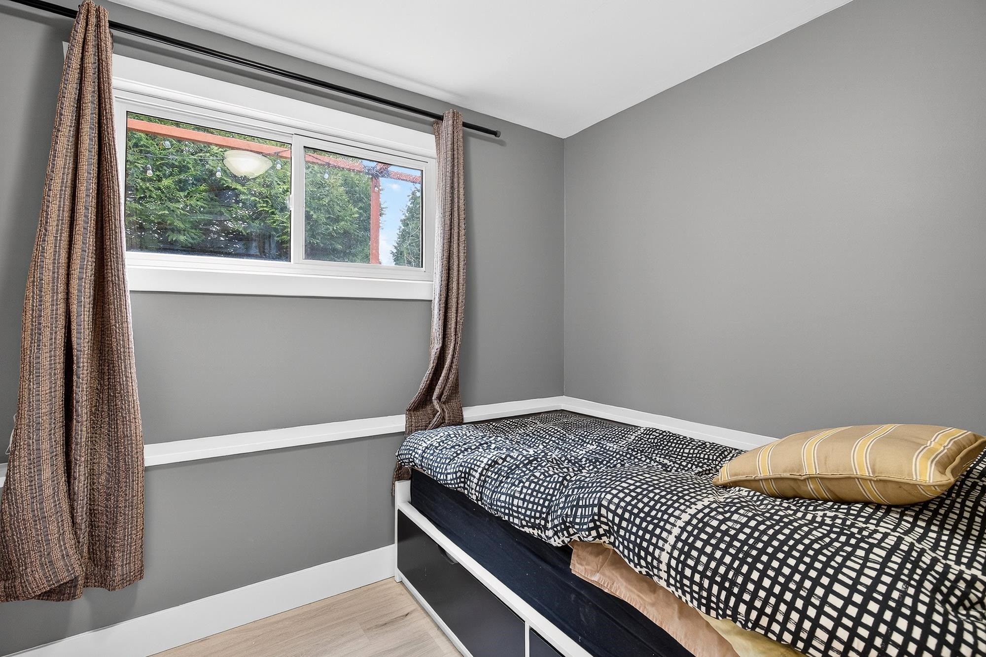 5879 184B Street, Surrey, BC