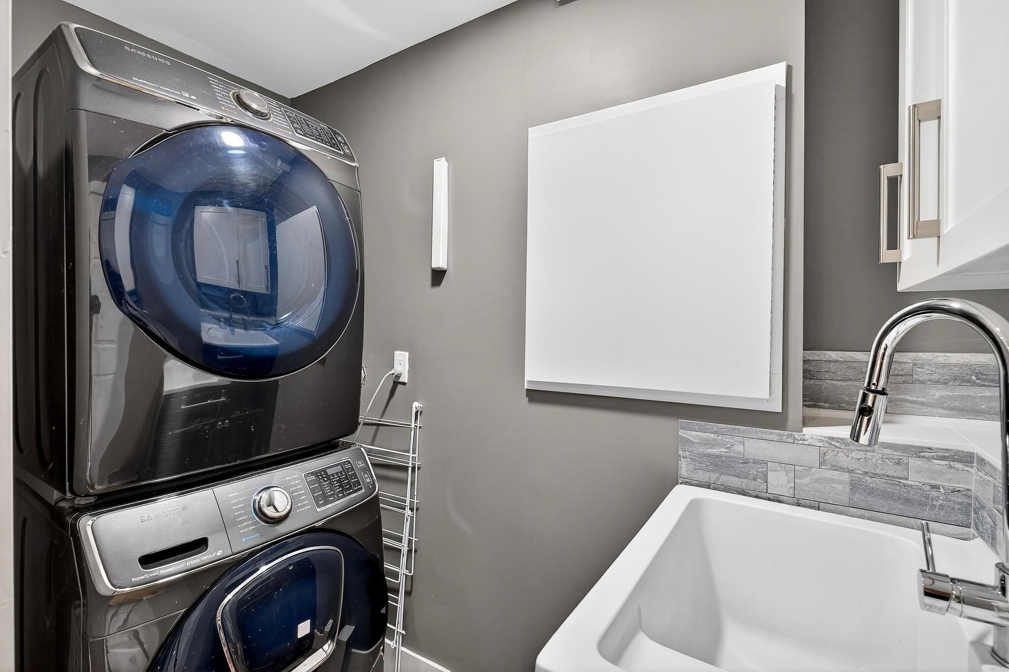 5879 184B Street, Surrey, BC