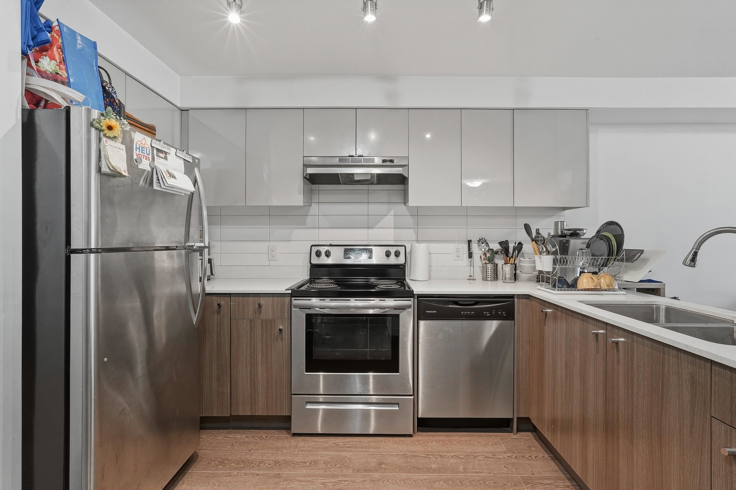 313-10688 140 Street, Surrey, BC