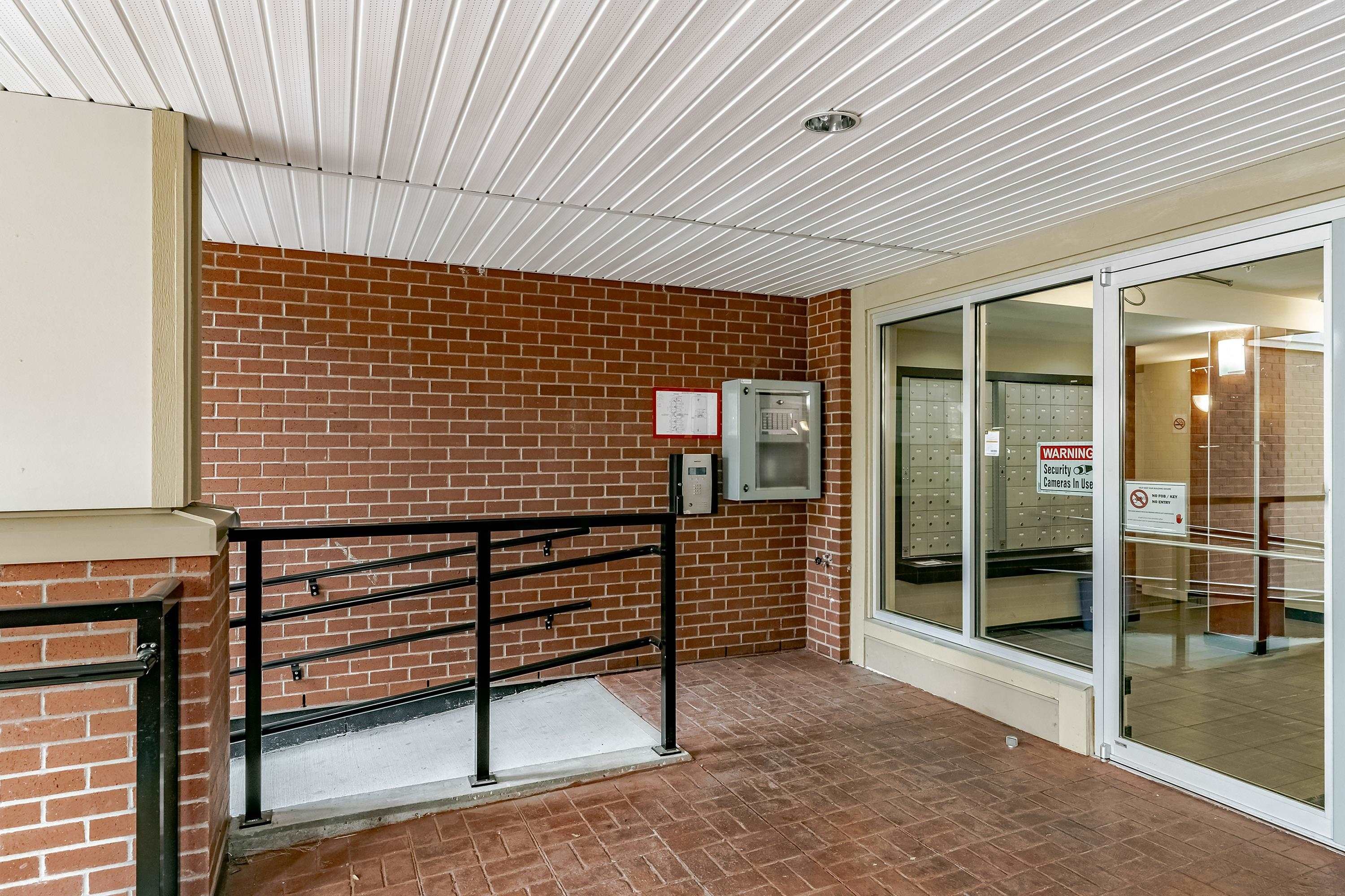 313-10688 140 Street, Surrey, BC