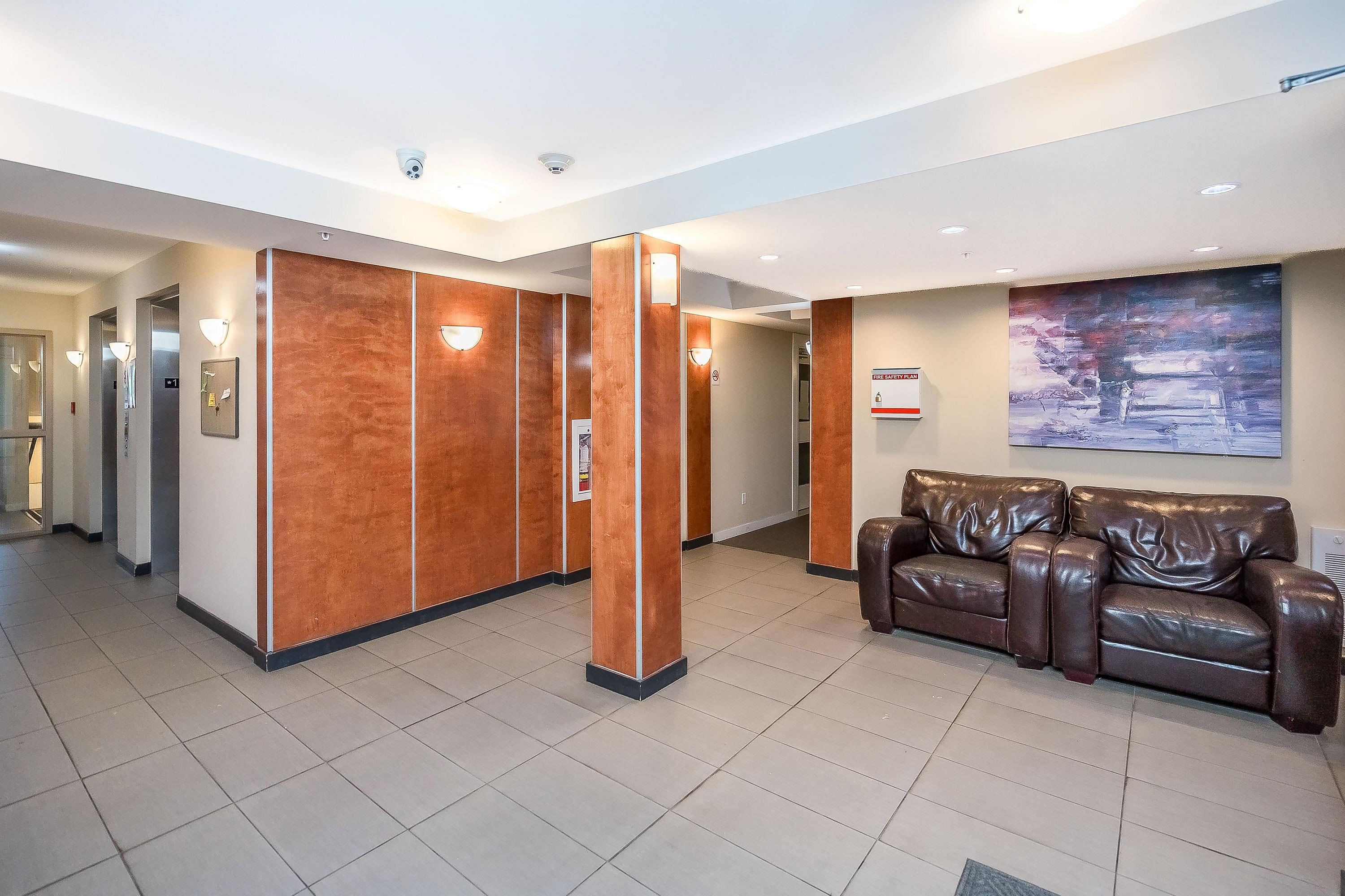 313-10688 140 Street, Surrey, BC