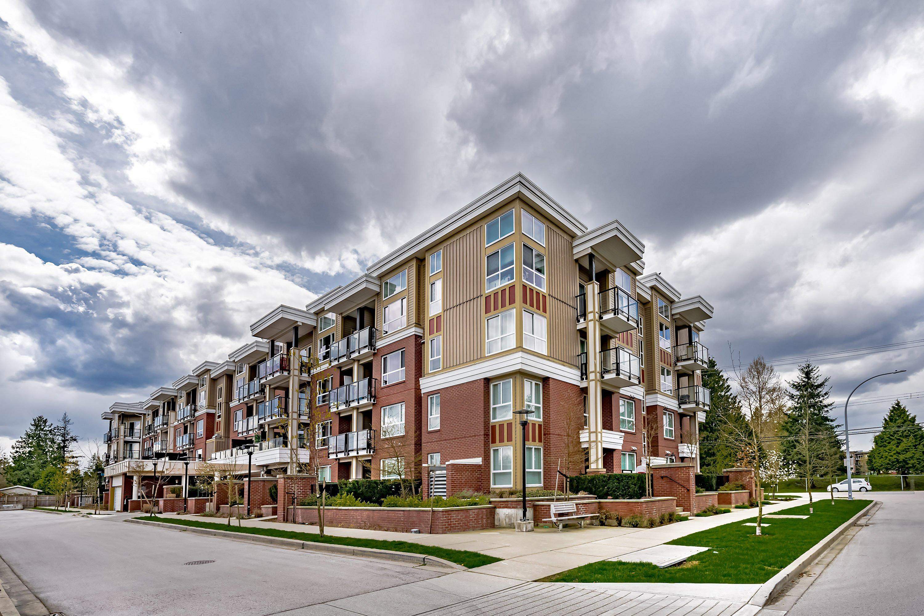 313-10688 140 Street, Surrey, BC