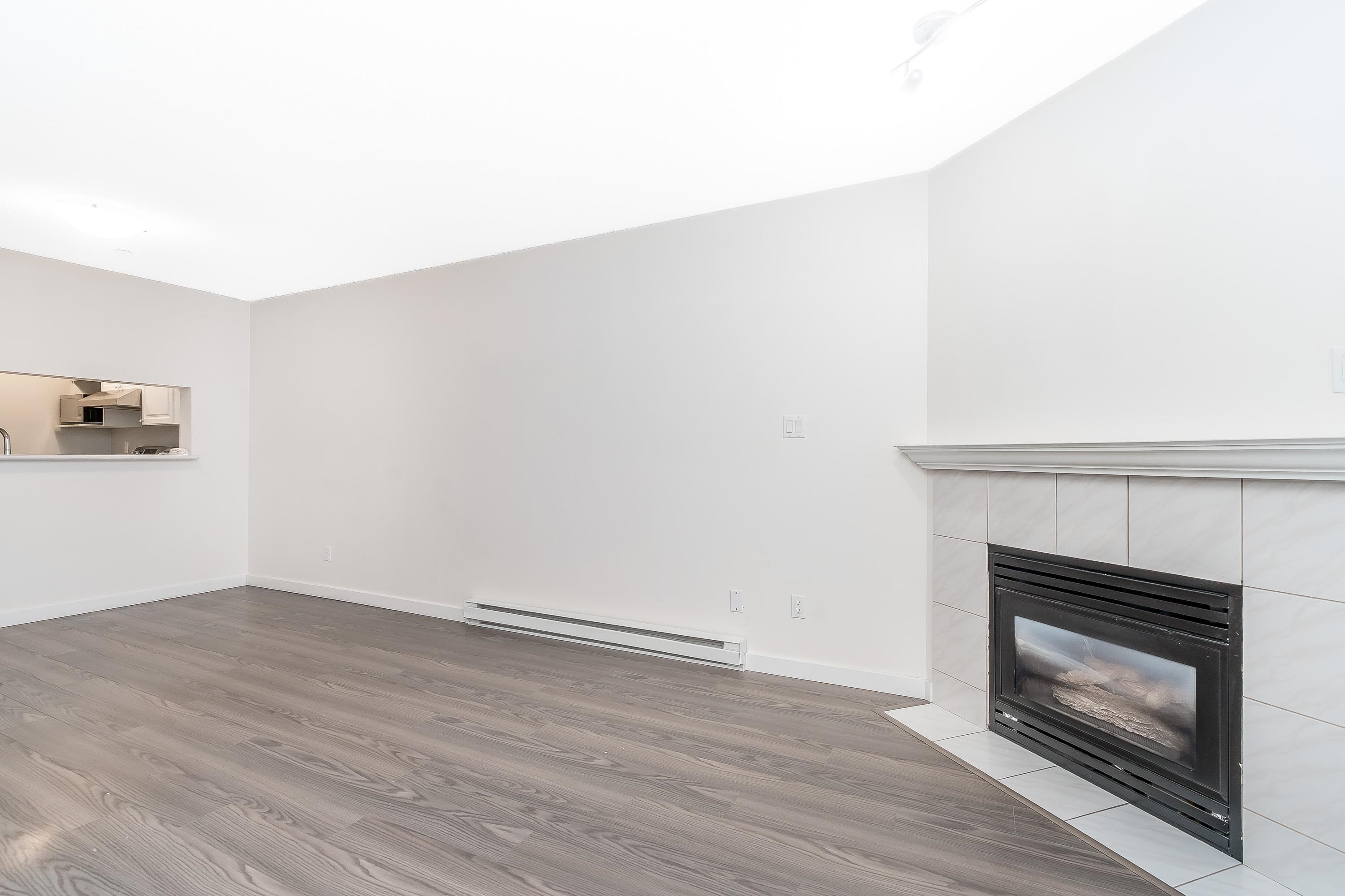 307-16137 83 Avenue, Surrey, BC